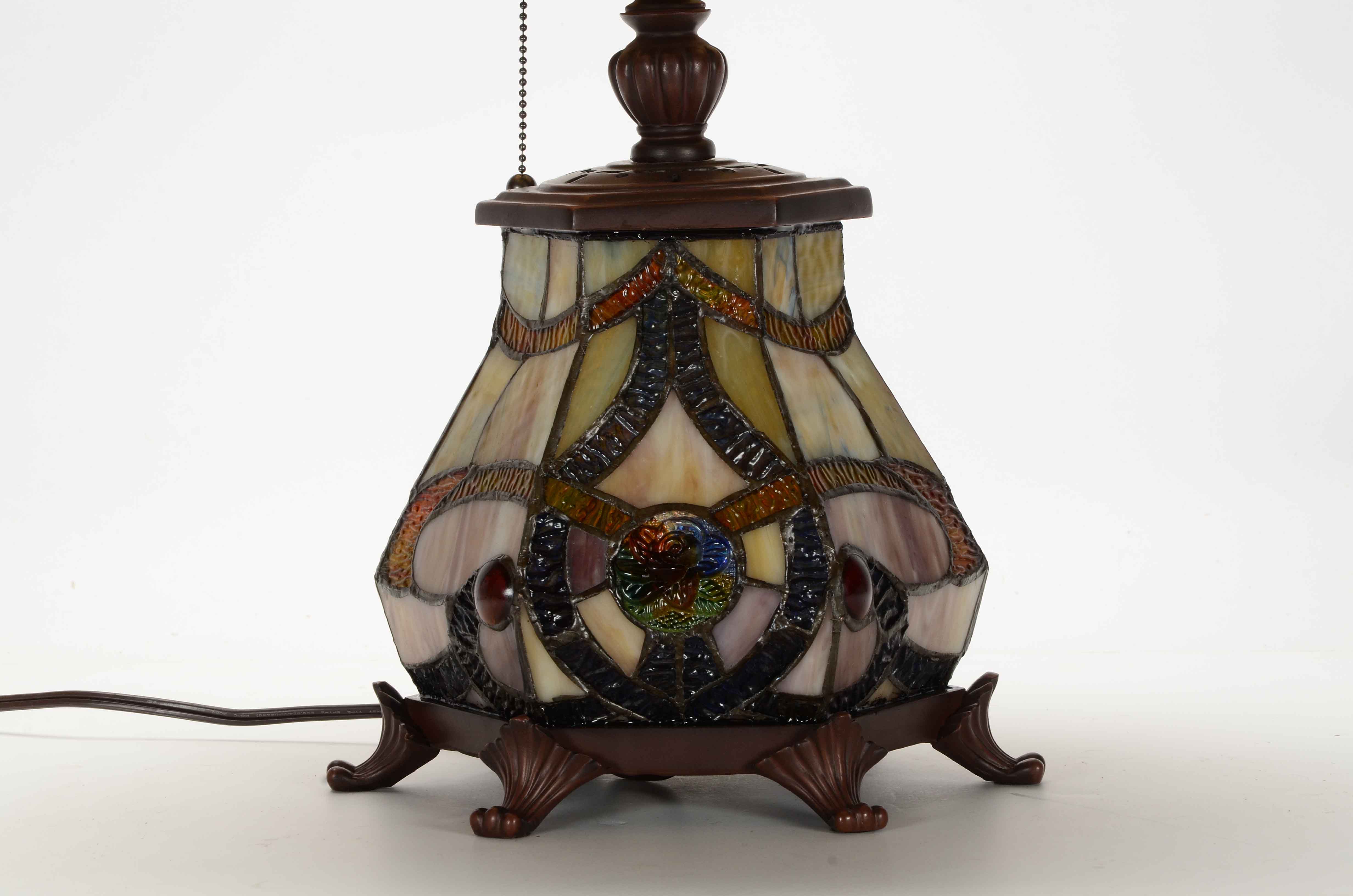Reproduction Tiffany Style Table Lamp