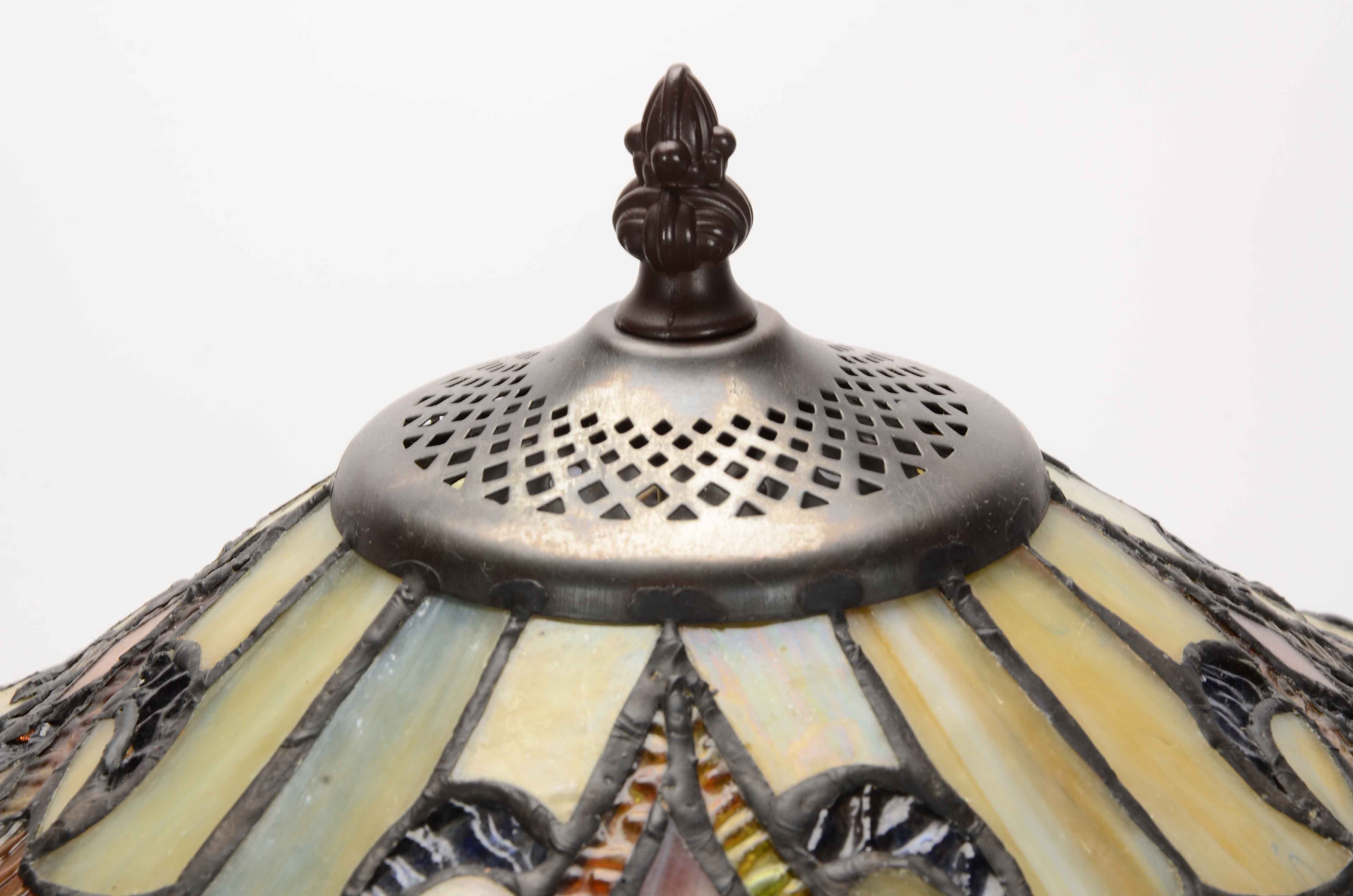 Reproduction Tiffany Style Table Lamp