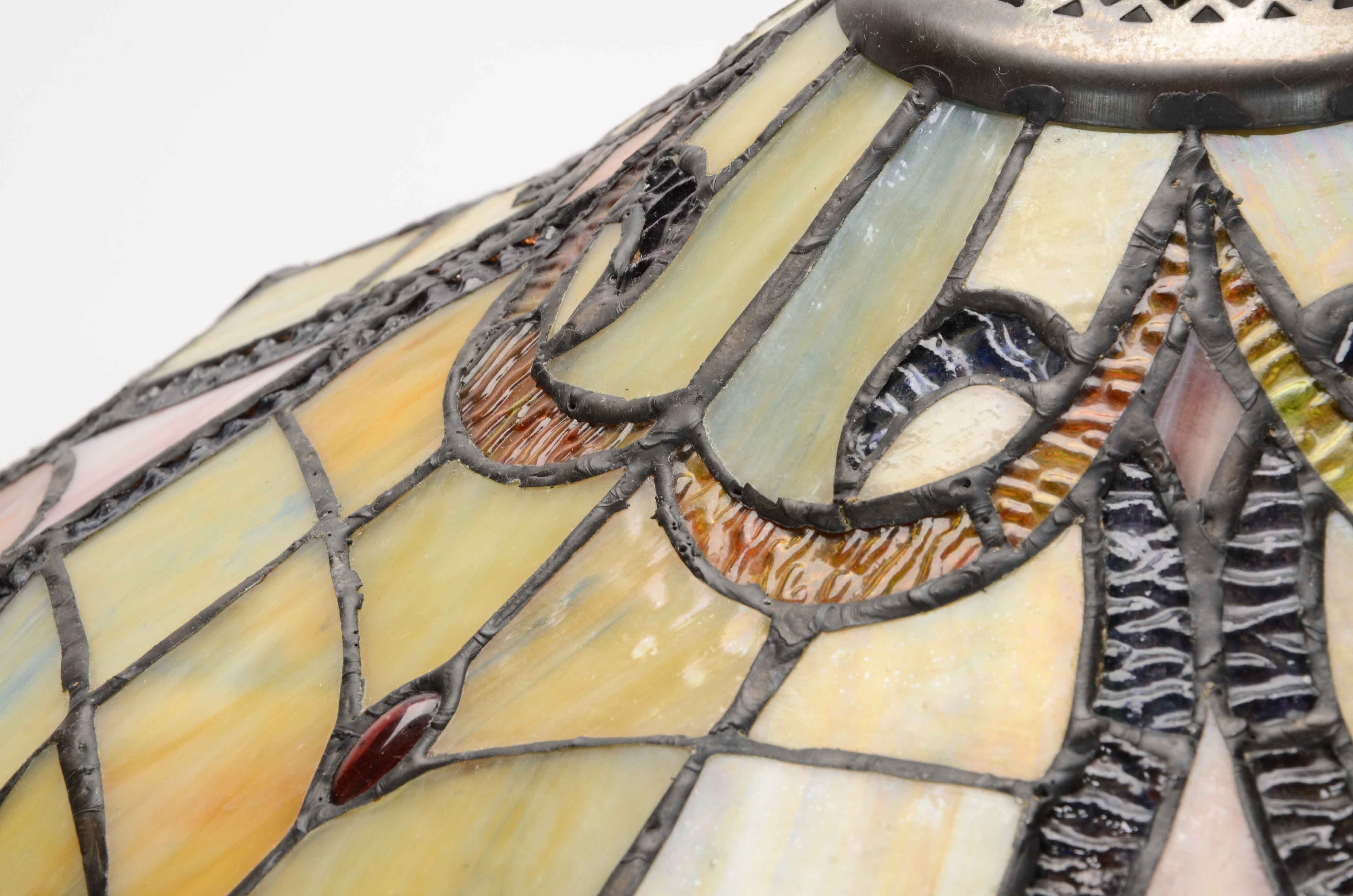 Reproduction Tiffany Style Table Lamp