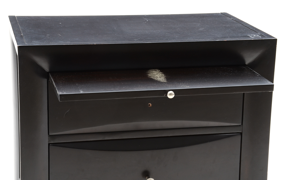 Pair of Contemporary End Tables in Black