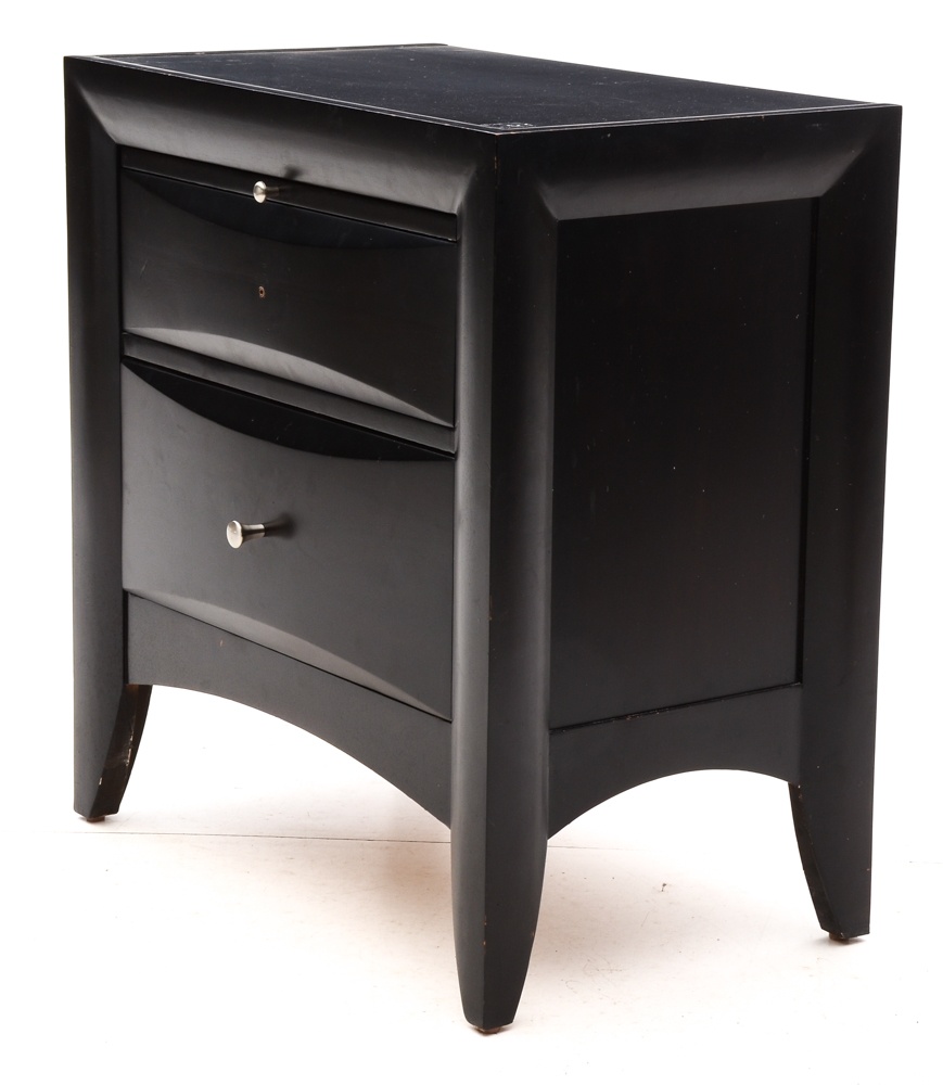 Pair of Contemporary End Tables in Black