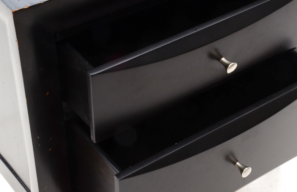 Pair of Contemporary End Tables in Black