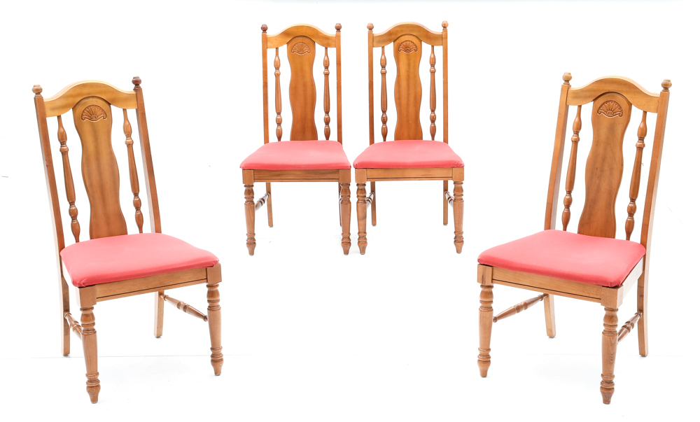 Drop-Leaf Table with Broyhill Chairs