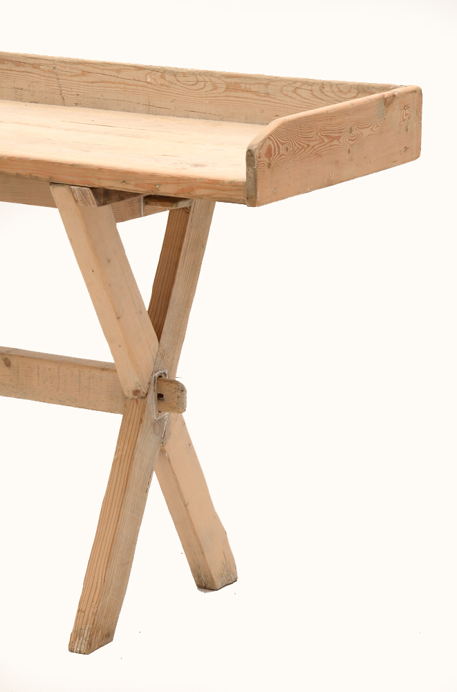 Van Thiel & Co. Reproduction Reclaimed Wood Sawbuck Table/Buffet