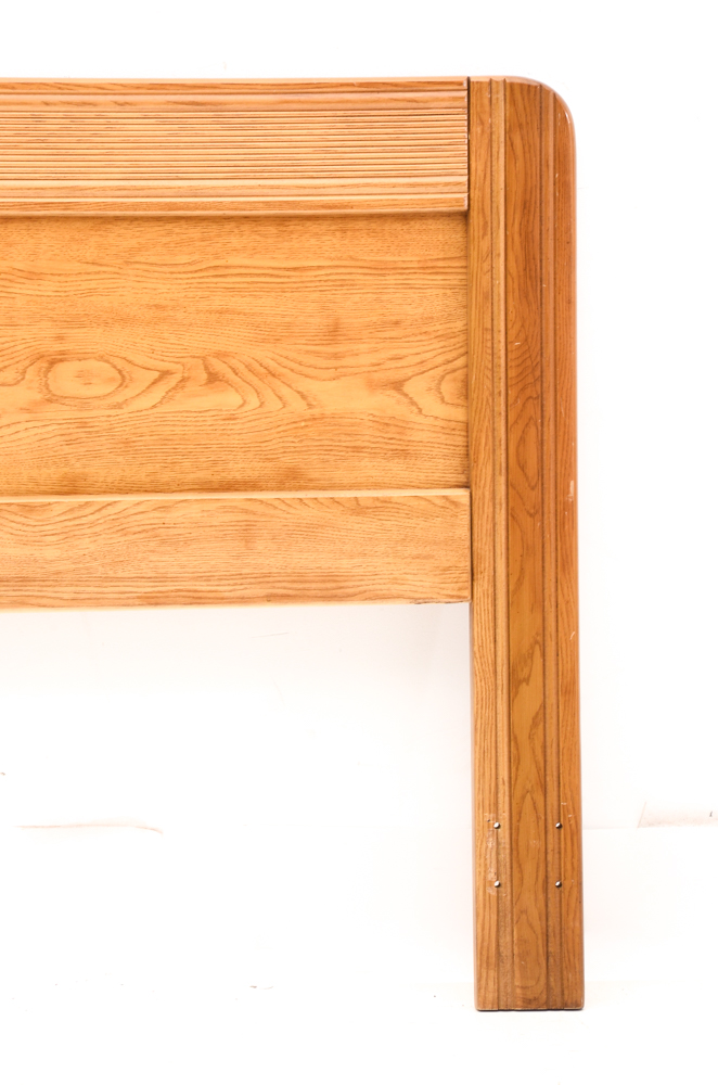 Queen Size Headboard in Oak