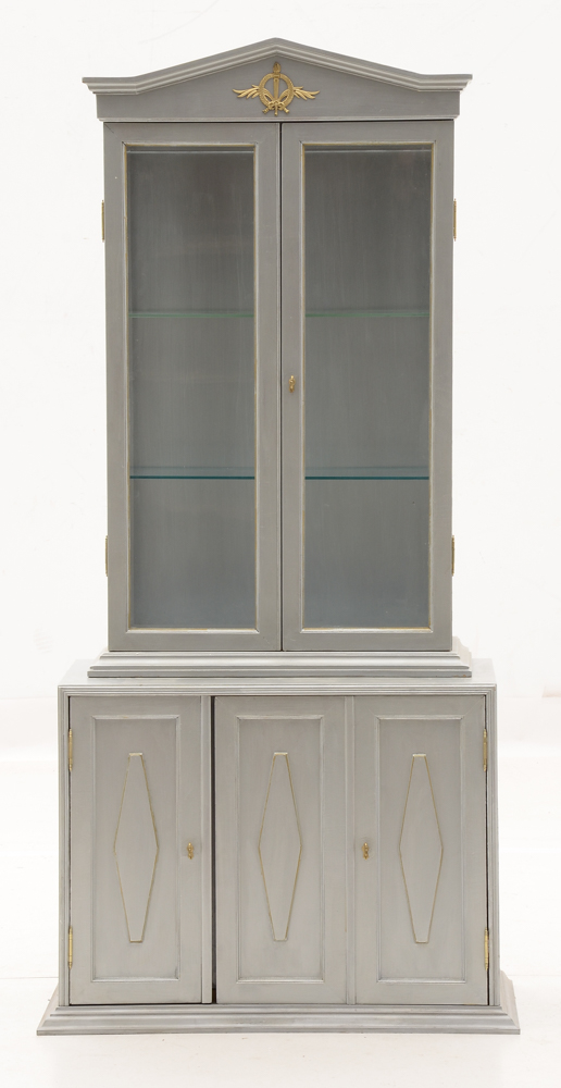 Neoclassical Style Vitrine