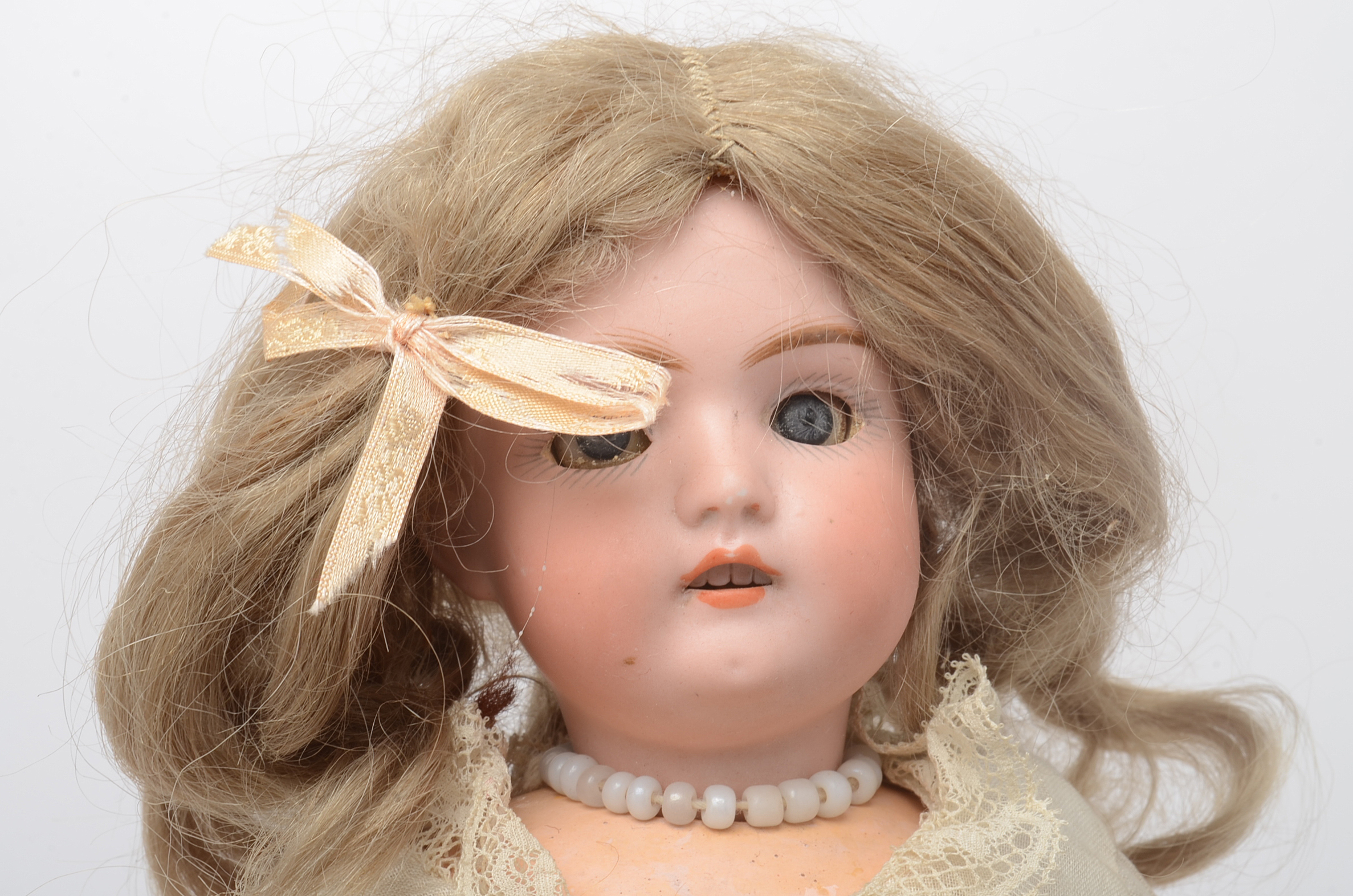 Antique Cuno & Otto Dressel Doll