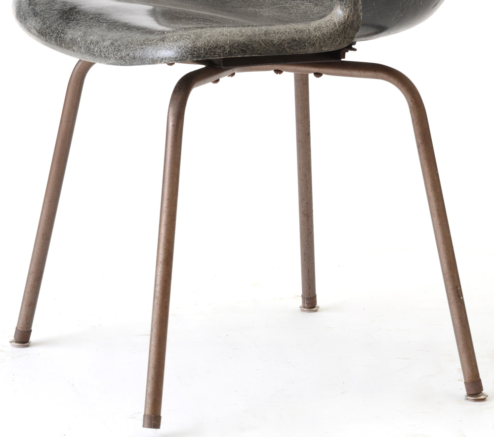 Mid Century Modern Fiberglass Shell Chair