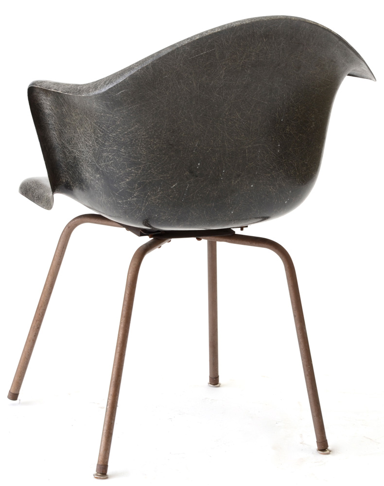 Mid Century Modern Fiberglass Shell Chair