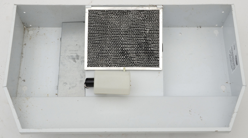 GE Spacemaker XL Over-Range Microwave