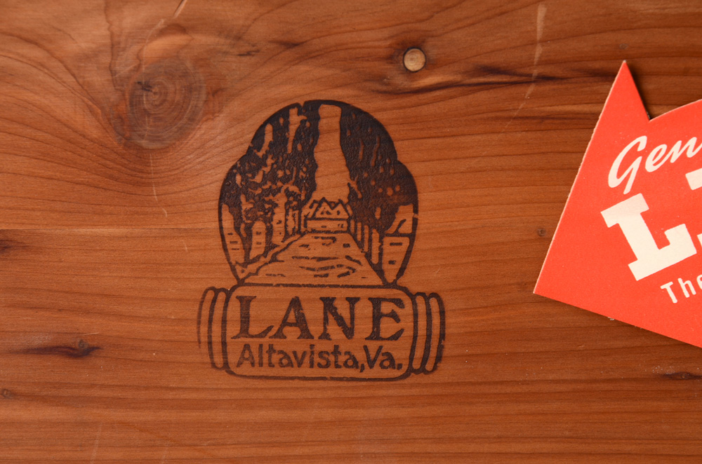 Vintage Lane Cedar Aroma-Tight Chest