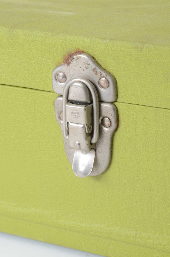 Briar-cut Advertising Carry Case