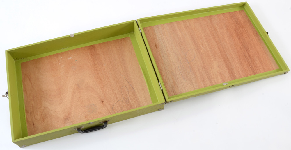 Briar-cut Advertising Carry Case