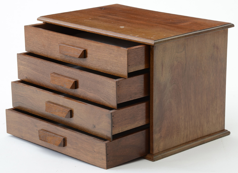 Countertop Jewelry Cabinet