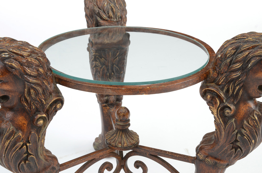 Lion Motif Plant Stand