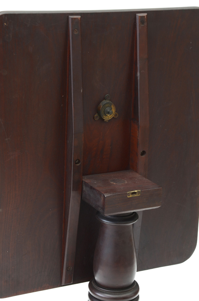 Tilt-Top Pedestal Table