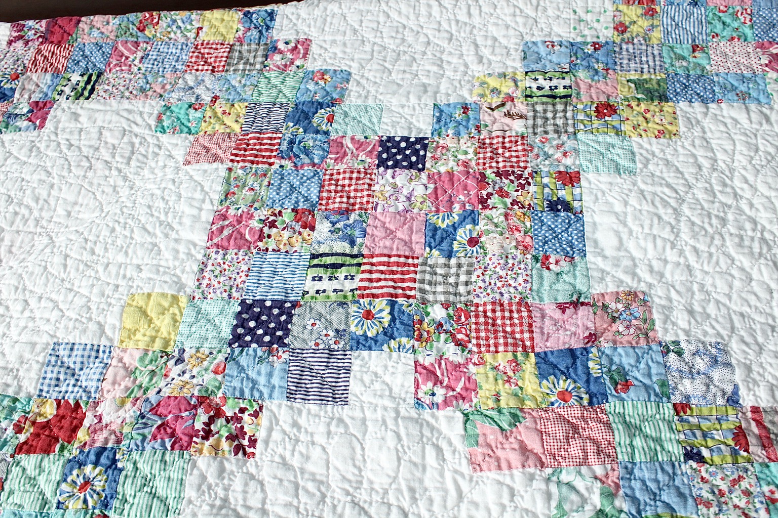 Hand Quilted Triple Irish Chain Quilt