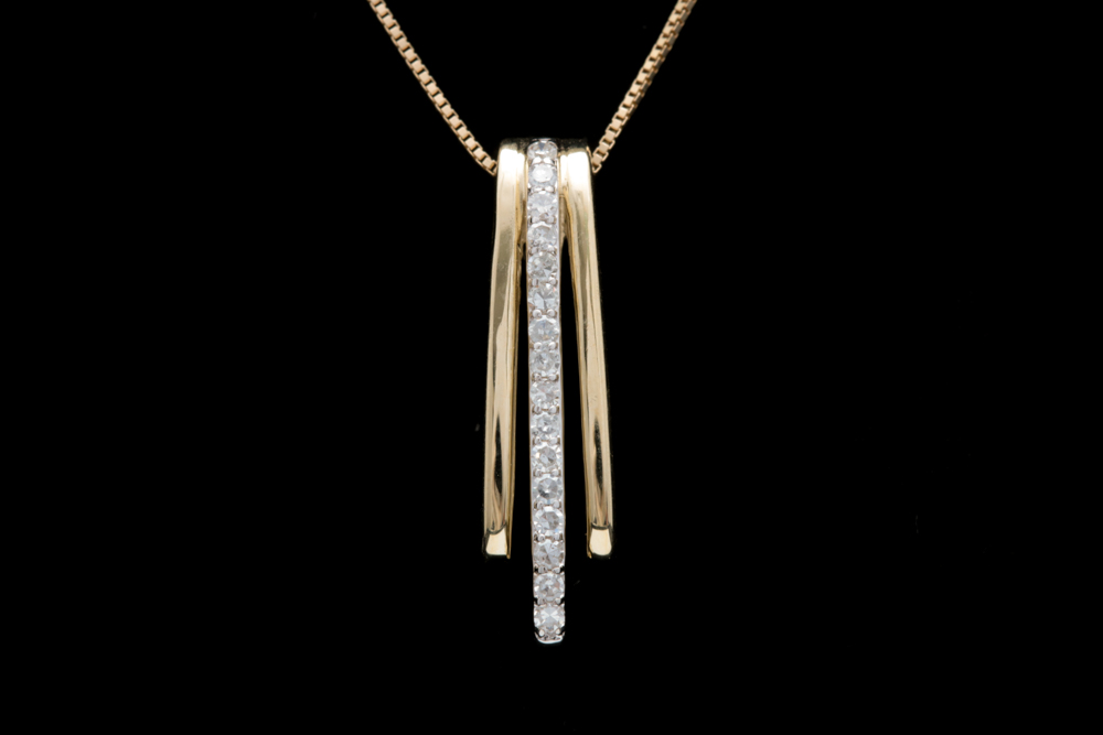 10K Yellow Gold and Diamond Pendant with Chain