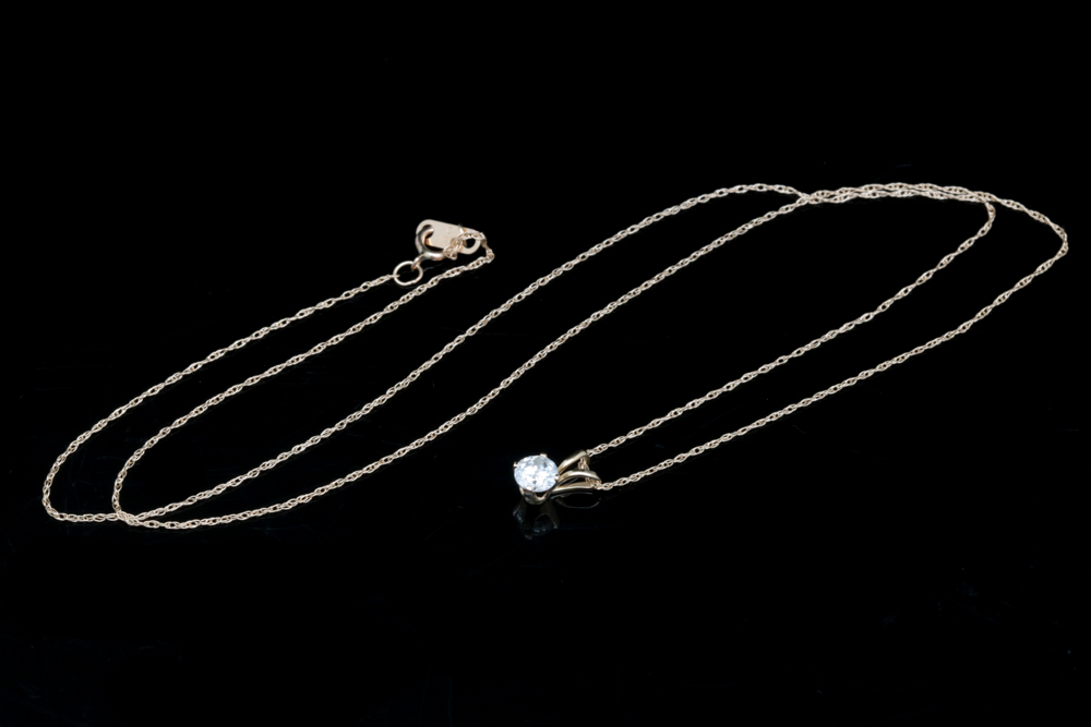 10K Yellow Gold and Diamond Solitaire Pendant with Chain