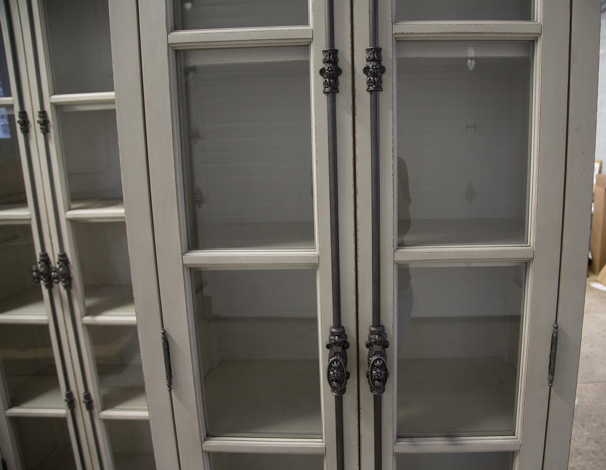 White Laminate Display Cabinet