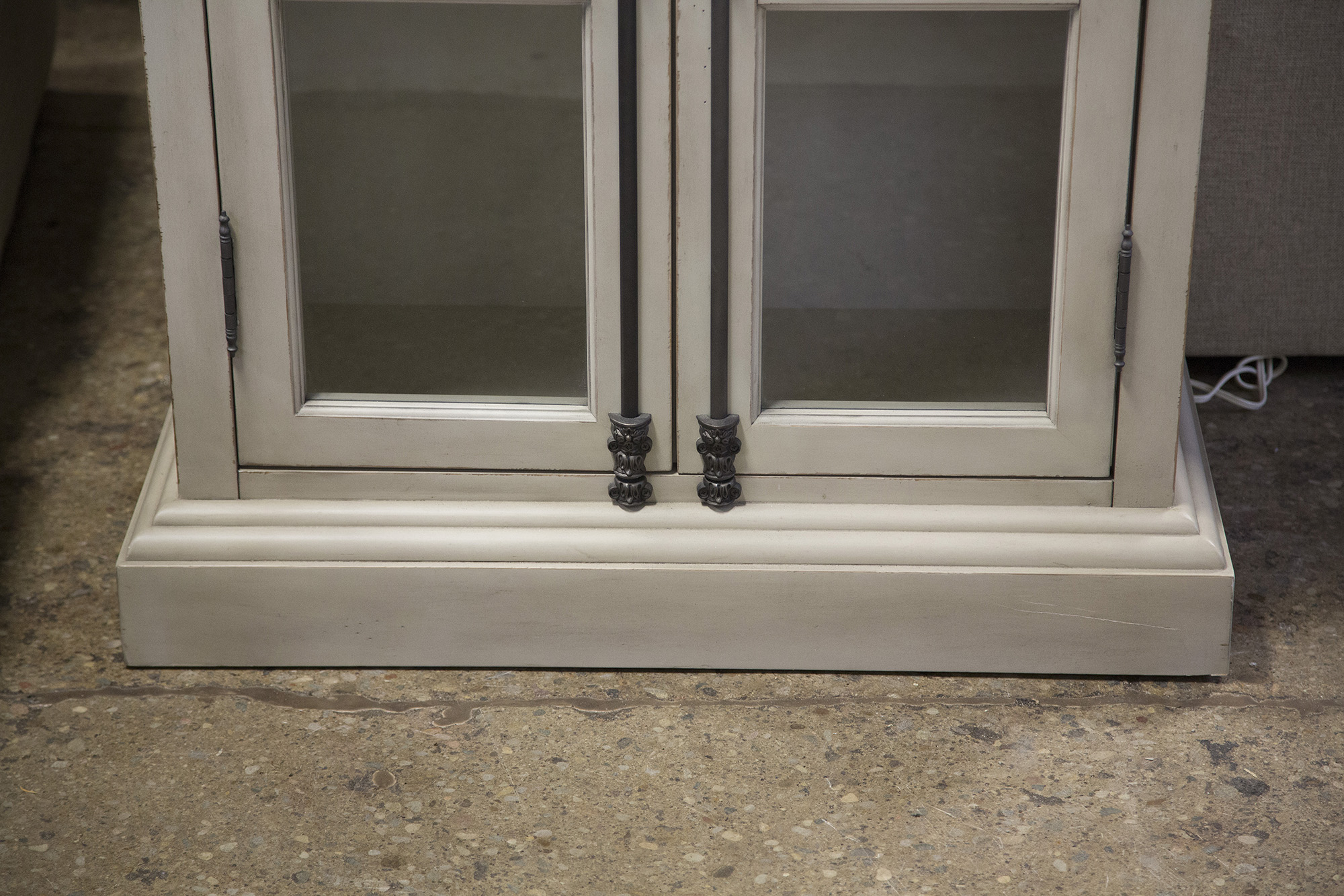 White Laminate Display Cabinet