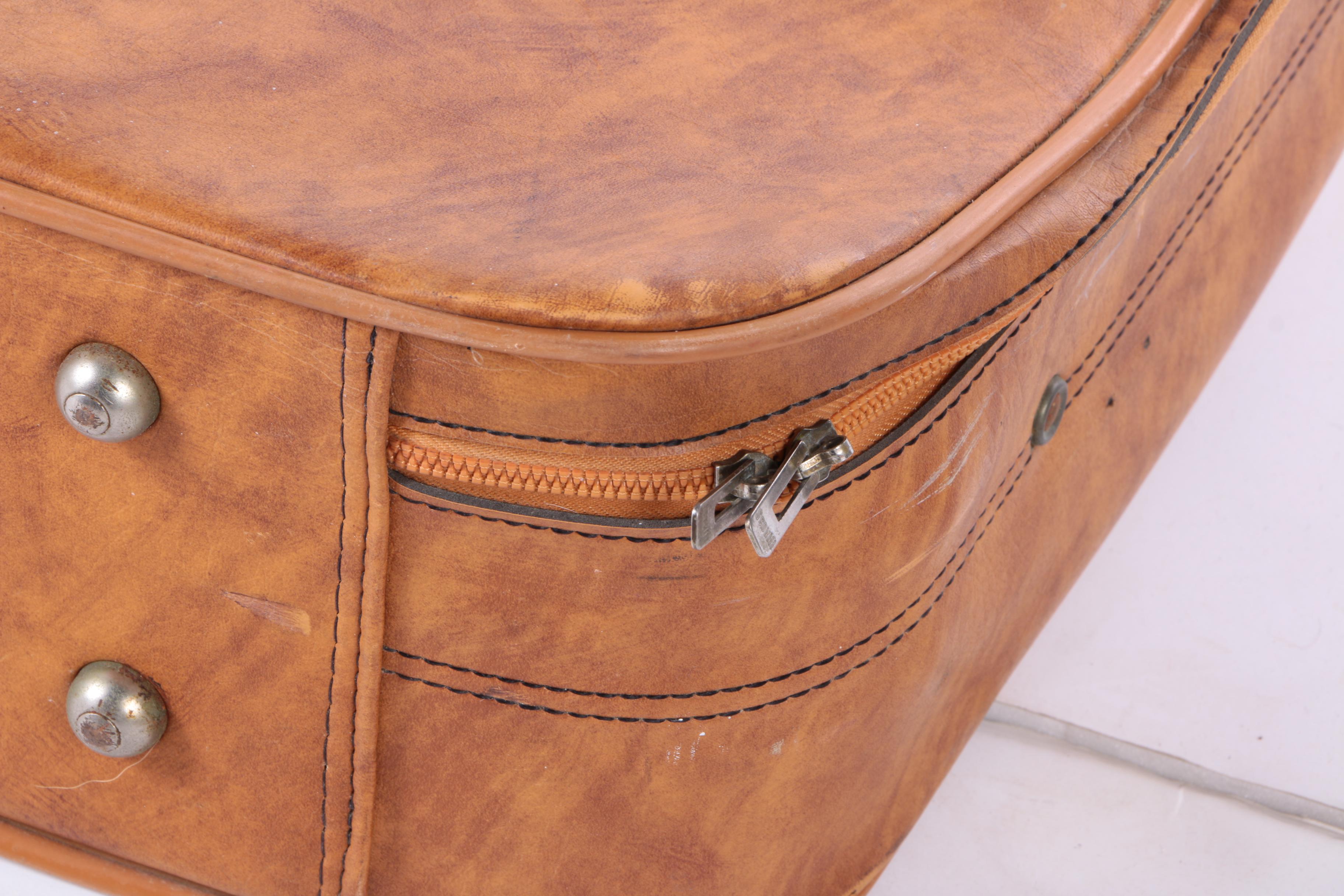 Vintage Scovill Luggage Set