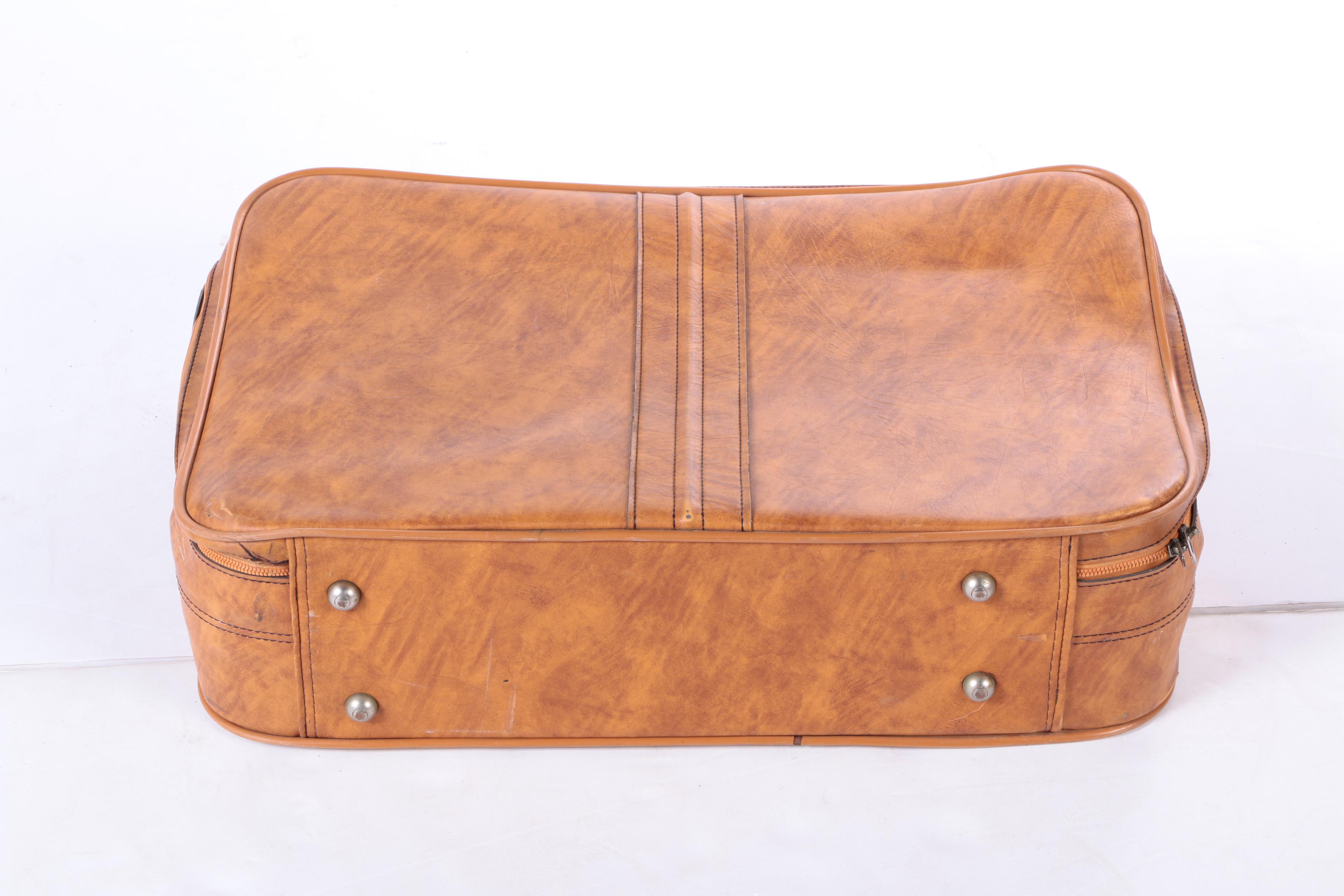 Vintage Scovill Luggage Set