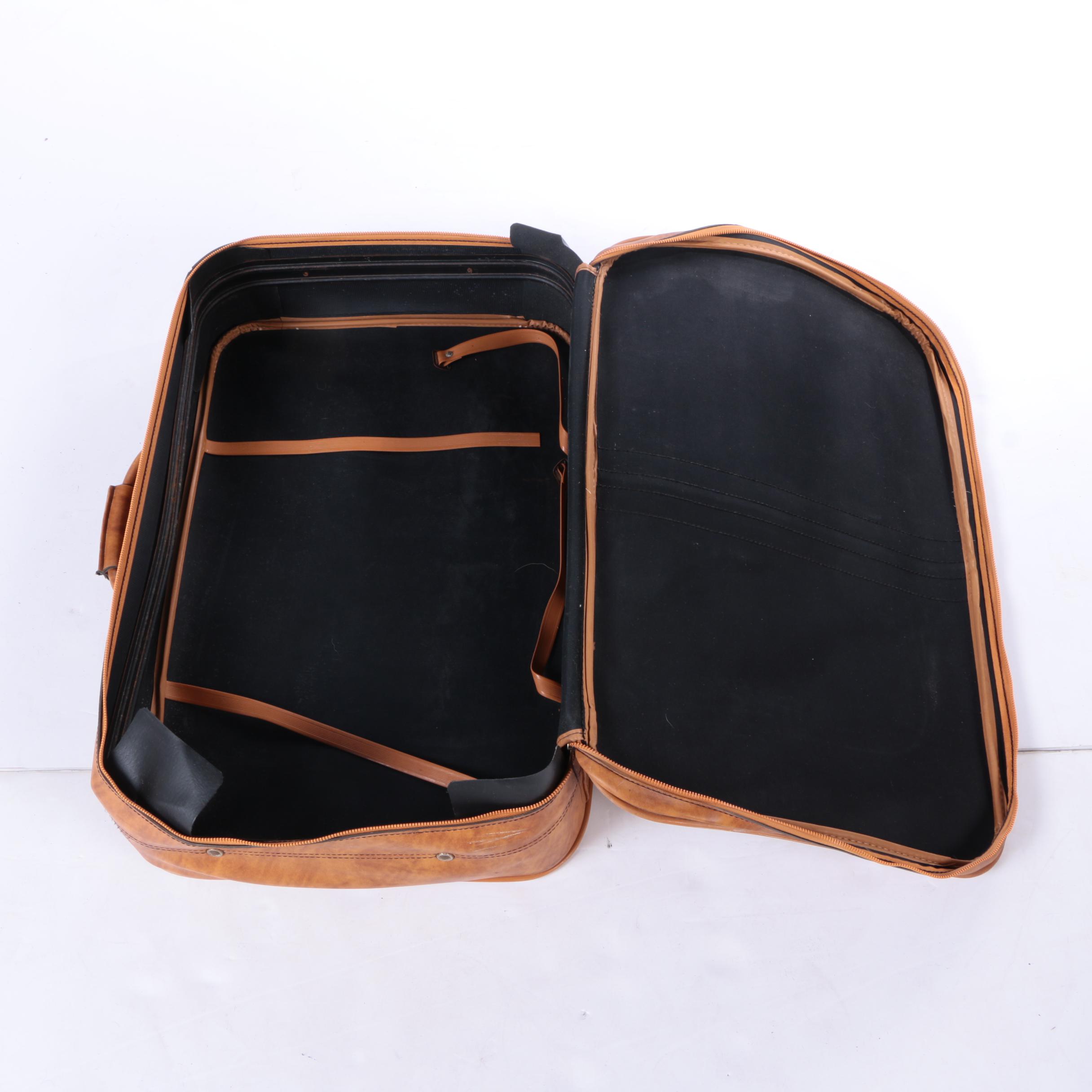 Vintage Scovill Luggage Set