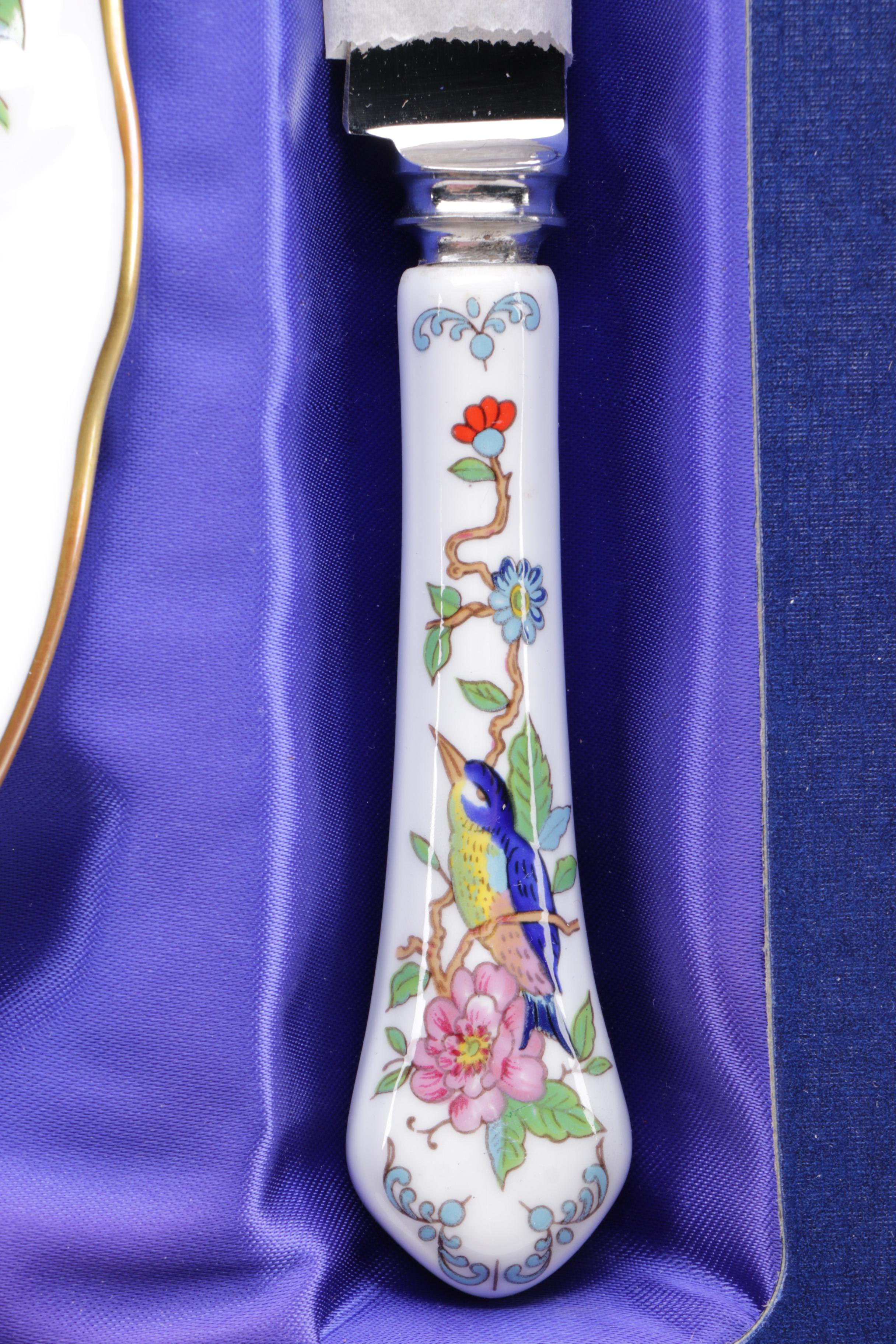 Aynsley "Pembroke" Reproduction Porcelain Plate with Matching Knife