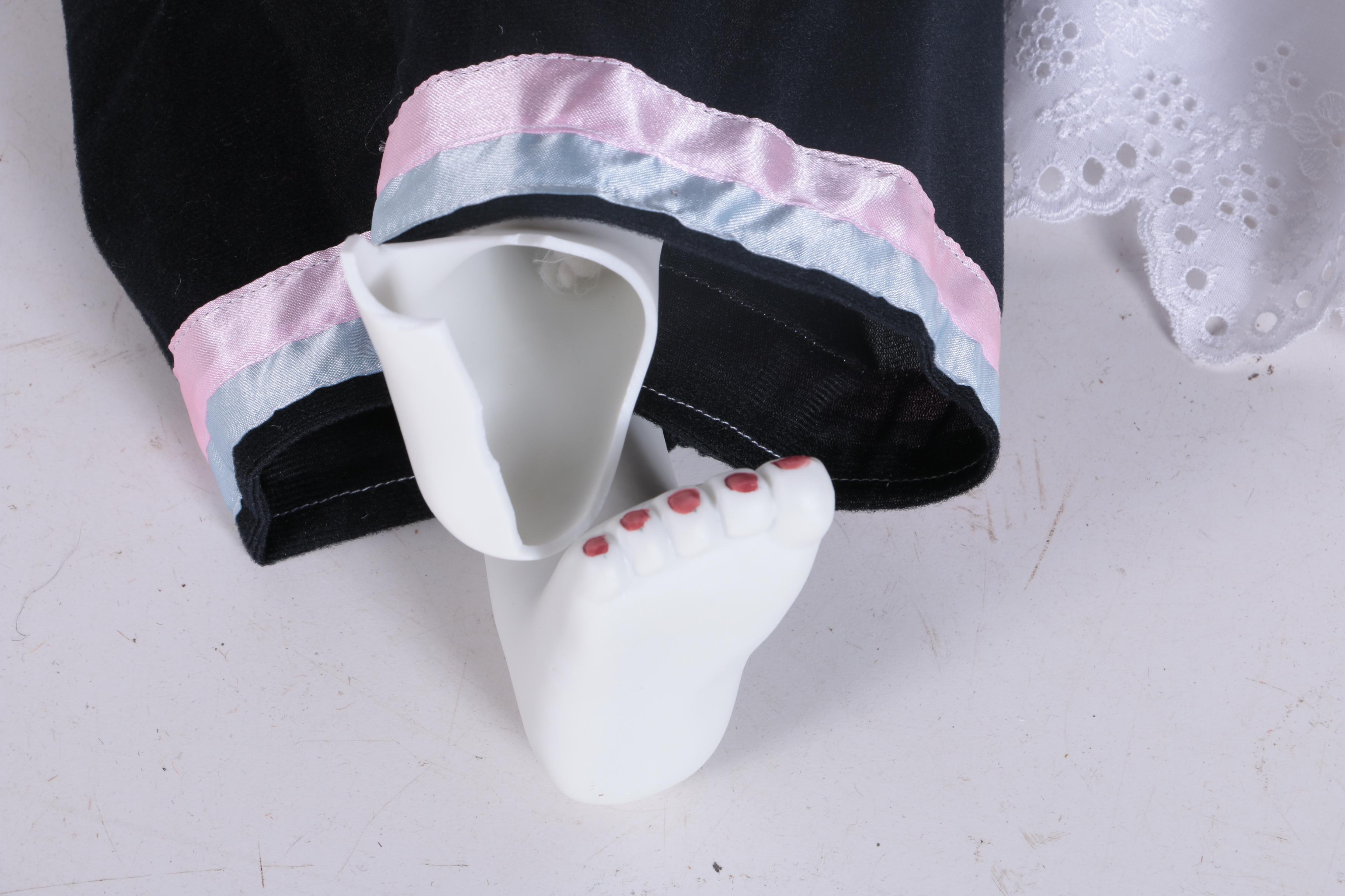 Victoria Ashlea Porcelain Musical Collector Doll