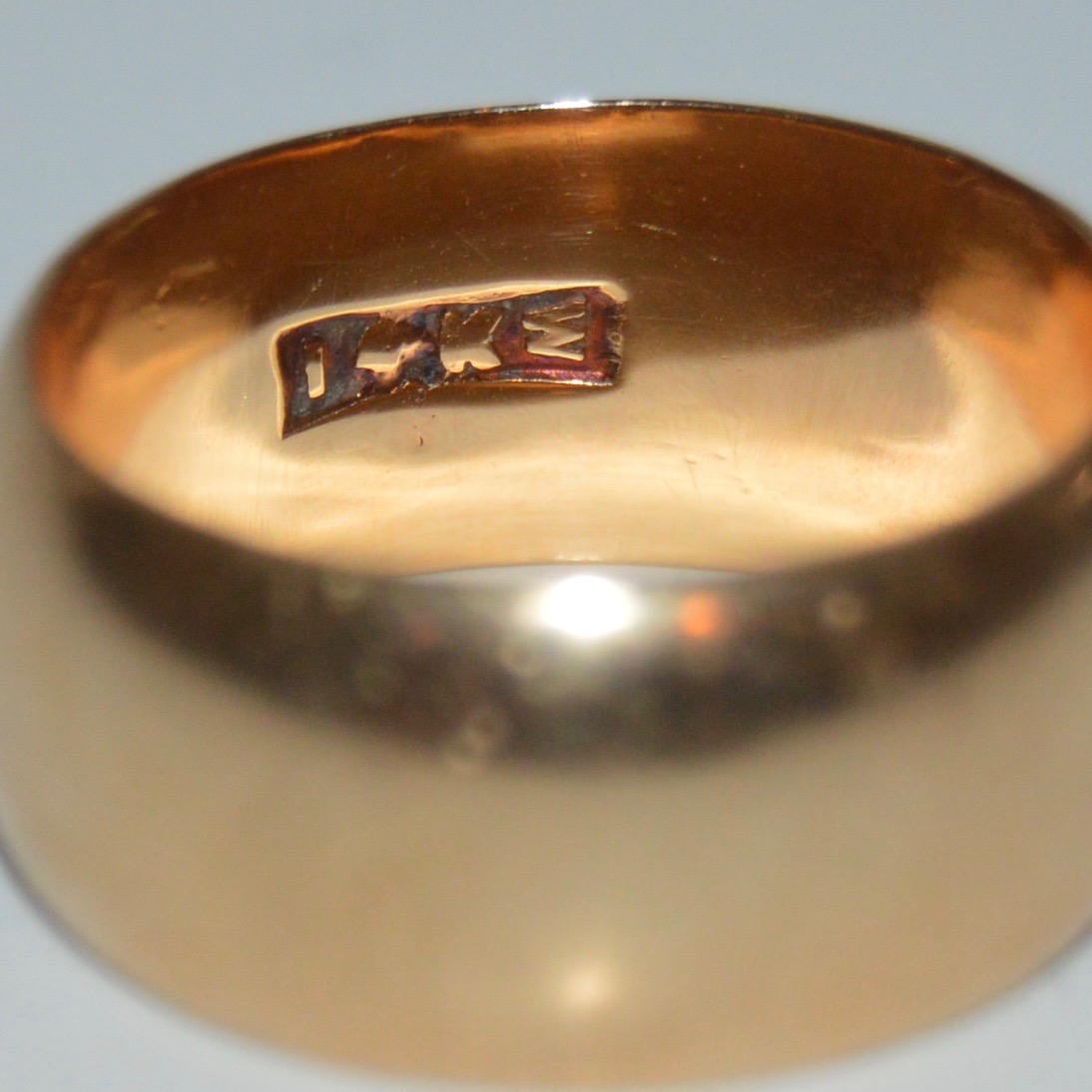 14K Yellow Gold Band