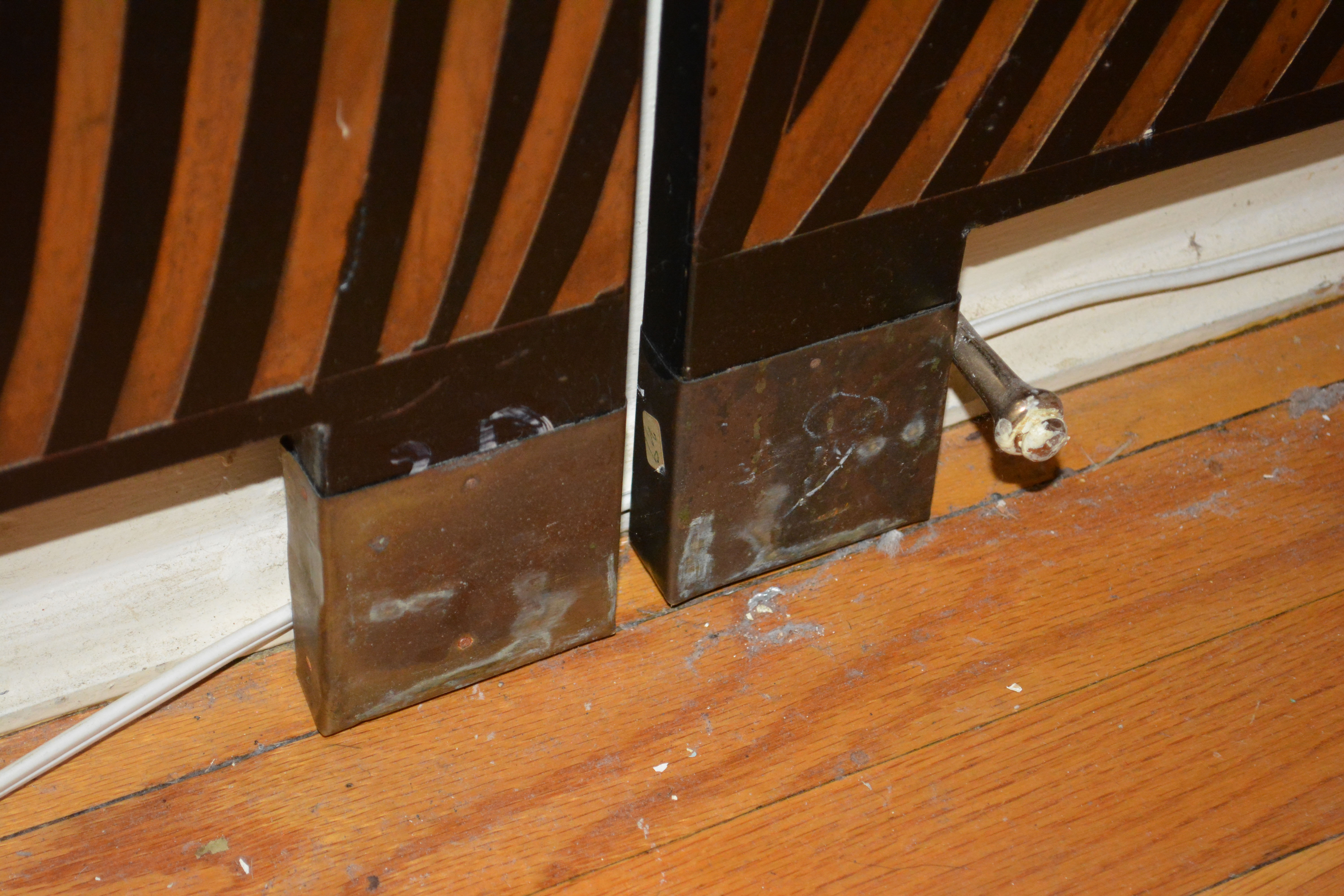 White Crane Motif Room Screen