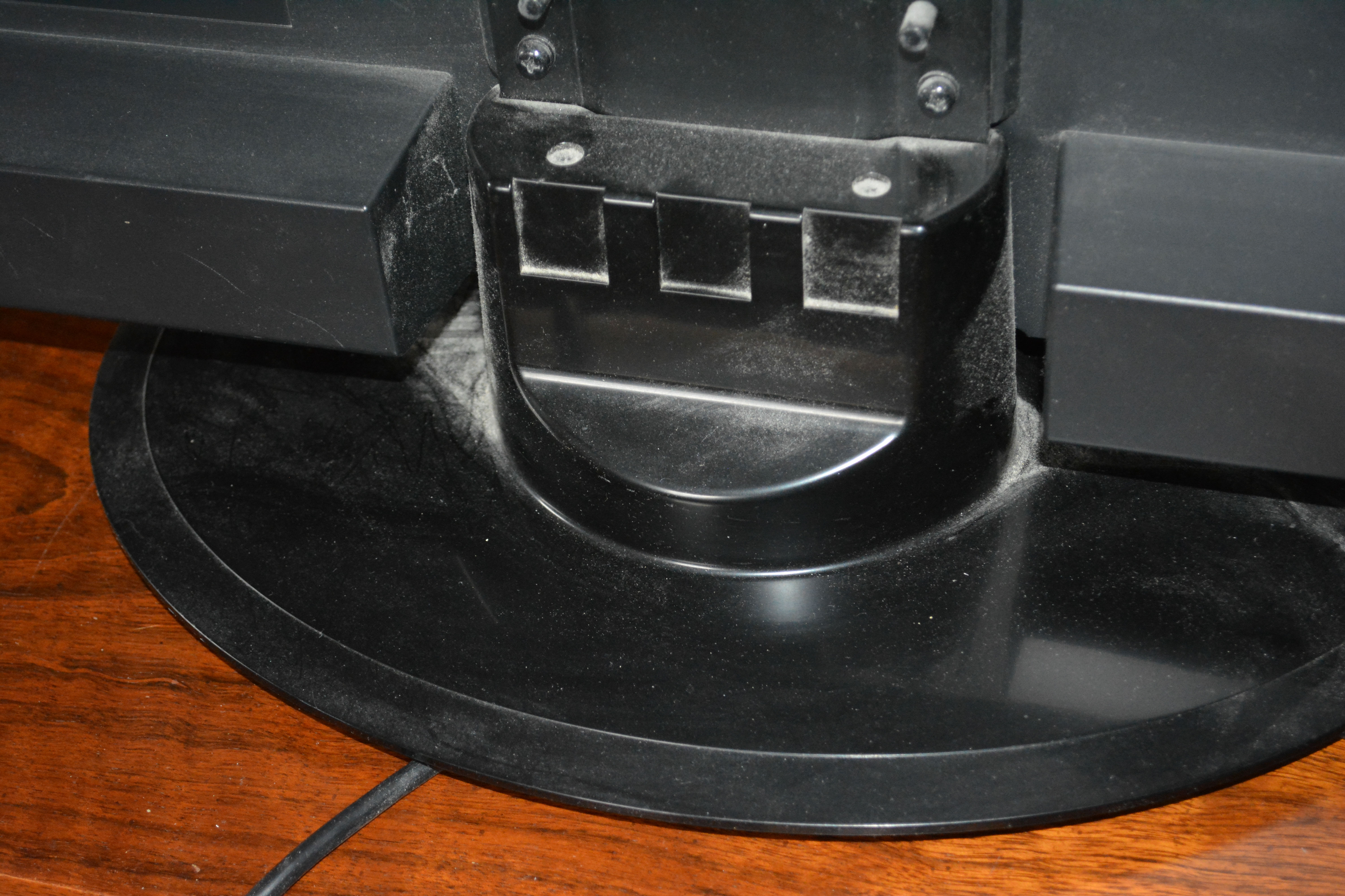 Toshiba 32" Flat Screen Television