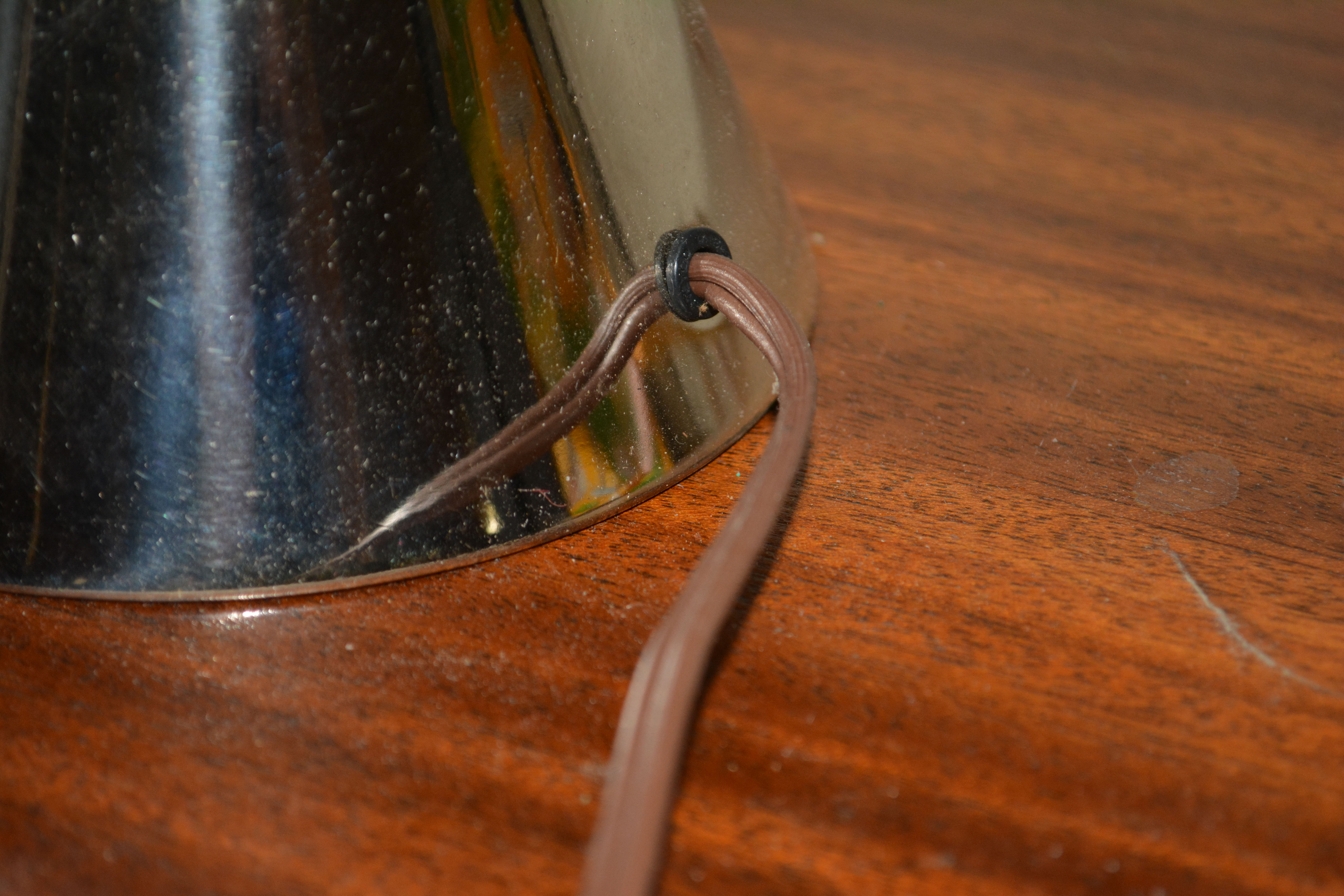 Vintage Mid Century Modern Laurel Mushroom Table Lamp