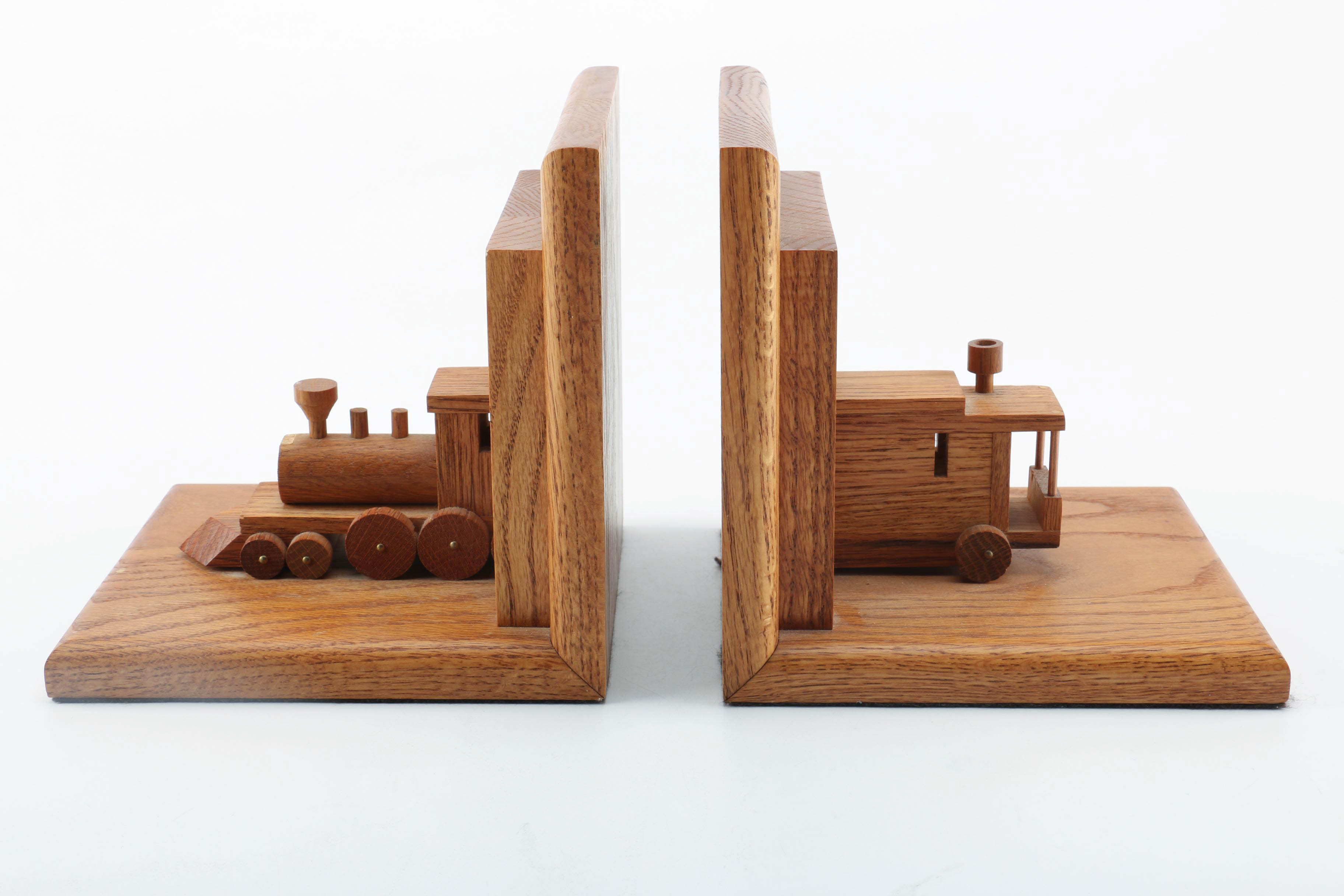 Winnie the Pooh Desk Lamp and Train Bookends