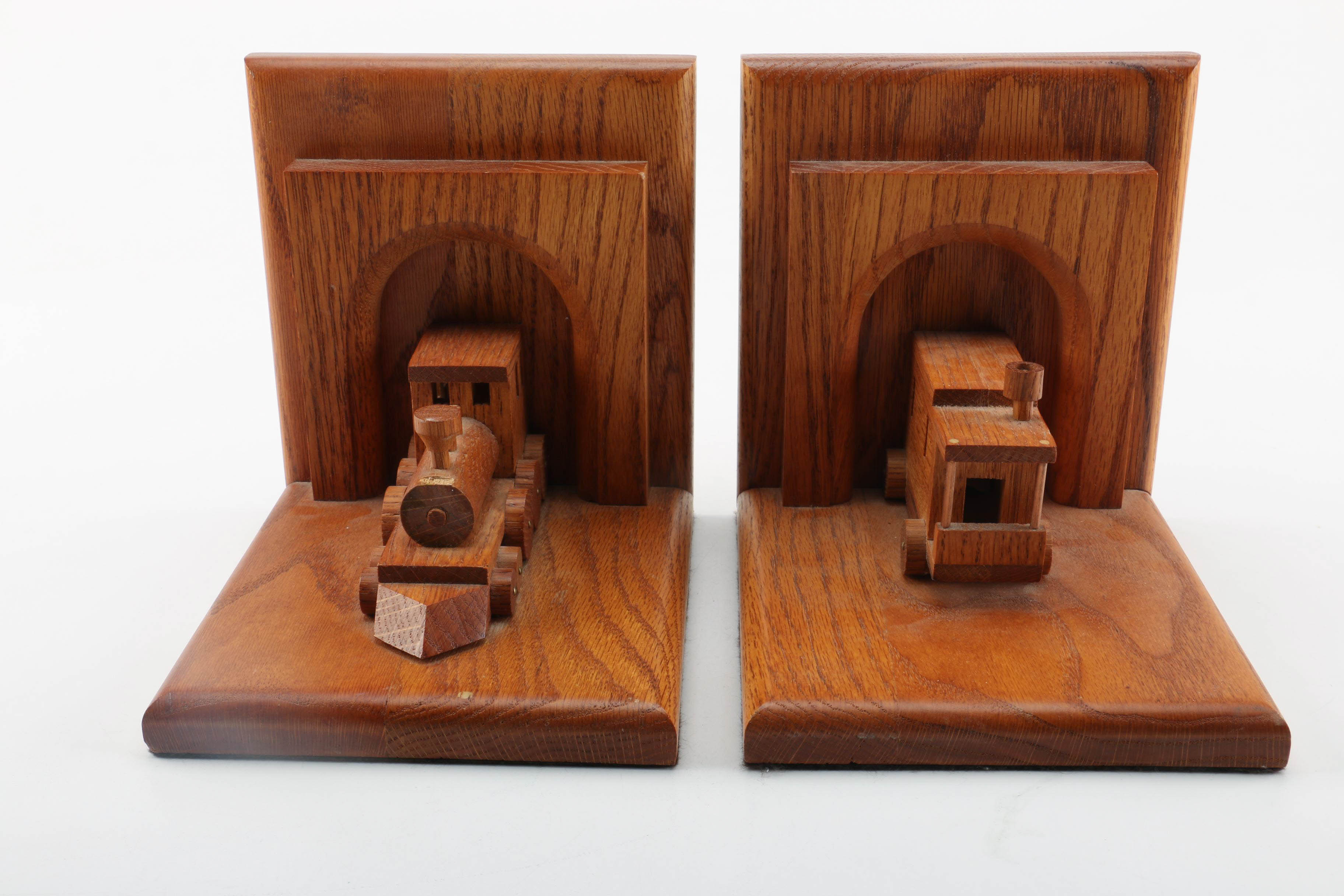 Winnie the Pooh Desk Lamp and Train Bookends