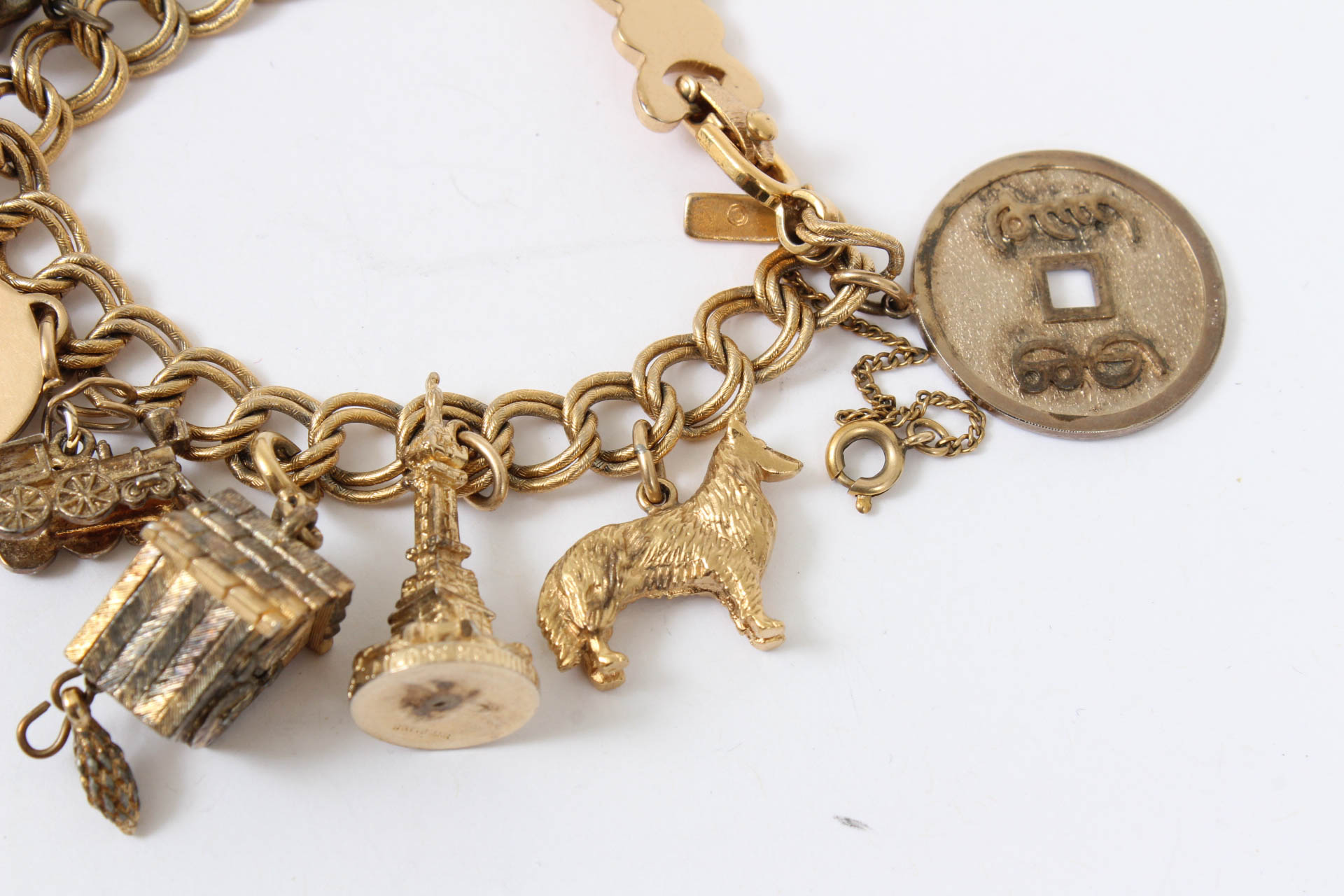 Vintage Circa 1960s Monet Charm Bracelet