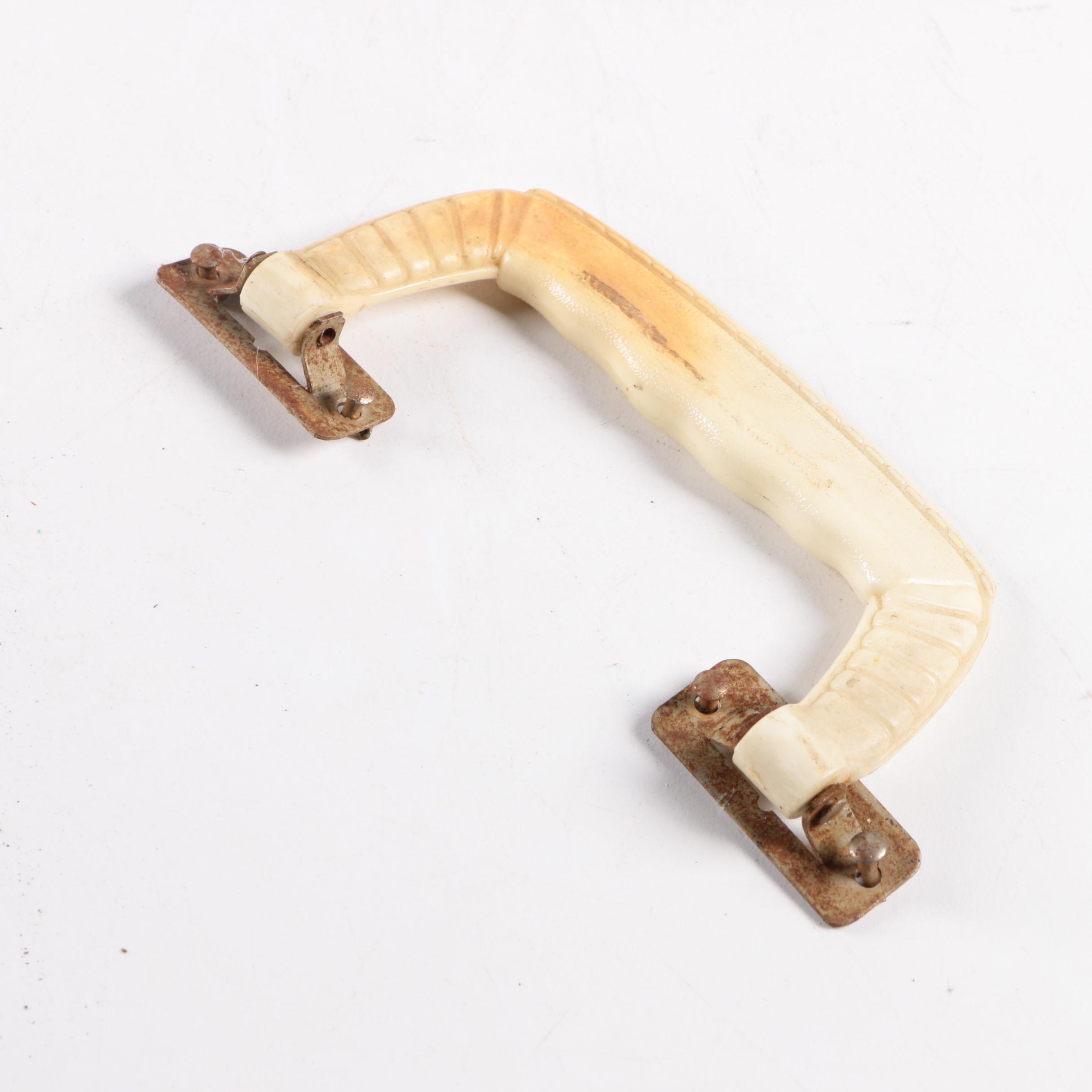 Early 20th Century Singer Sewing Machine