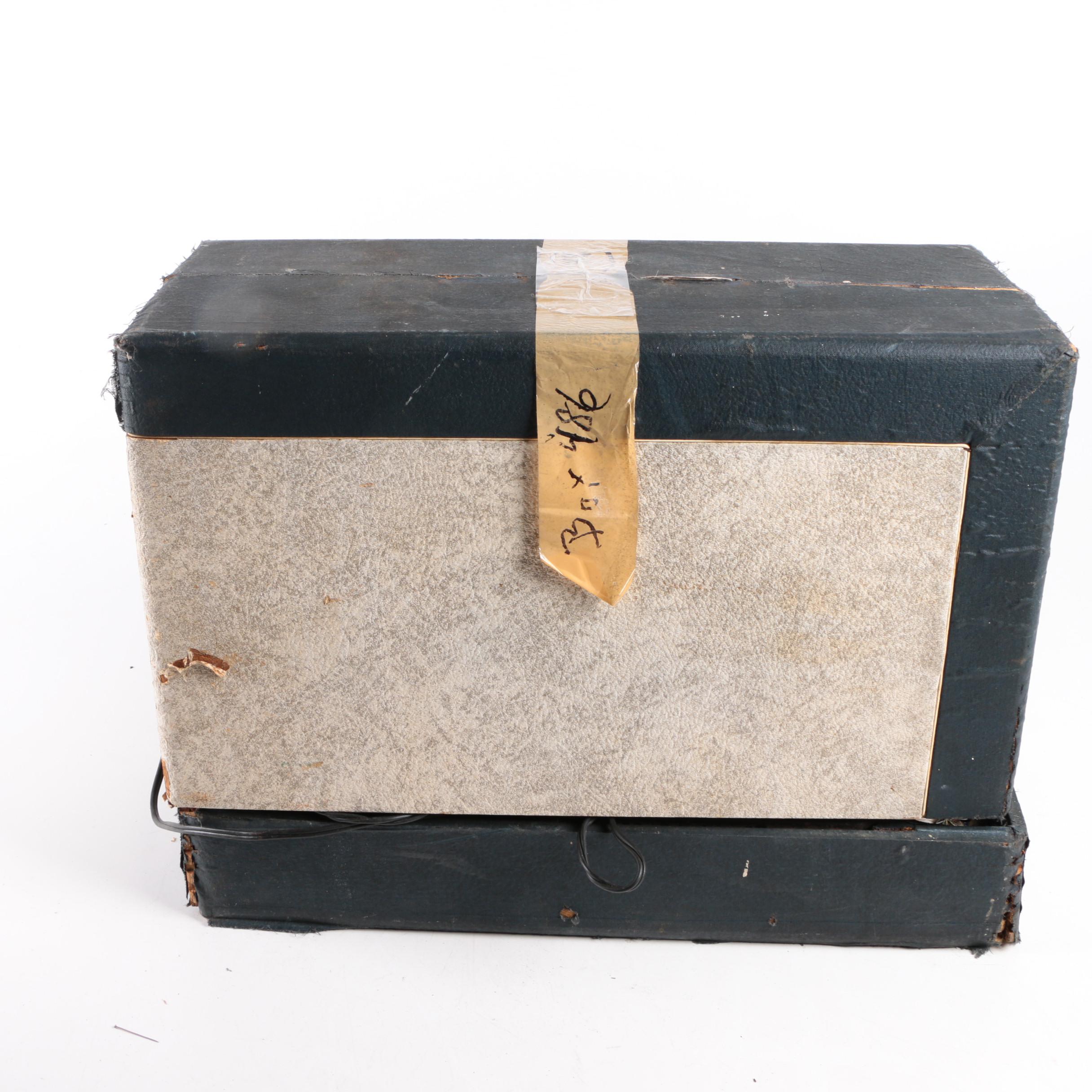 Early 20th Century Singer Sewing Machine