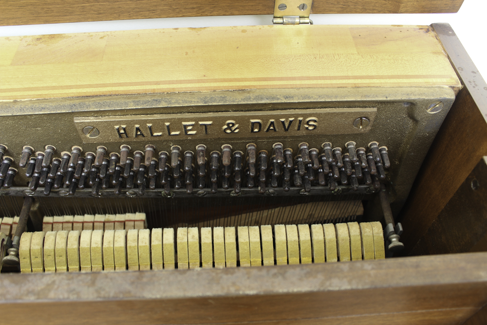 Hallet, Davis & Co. Console Piano
