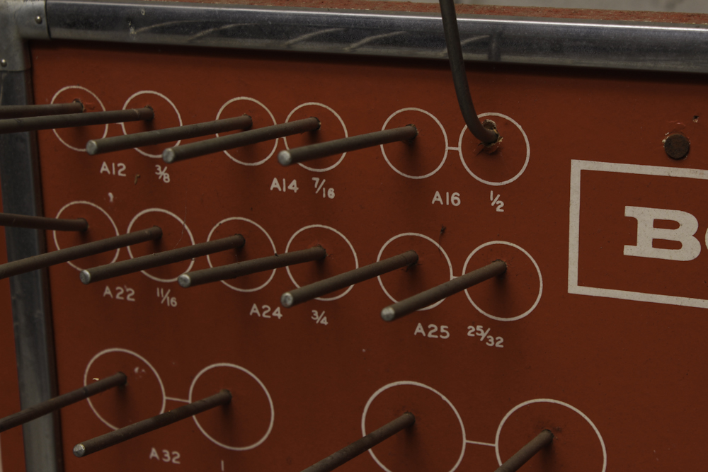 Bonney Tool Hanging Wall Shelf