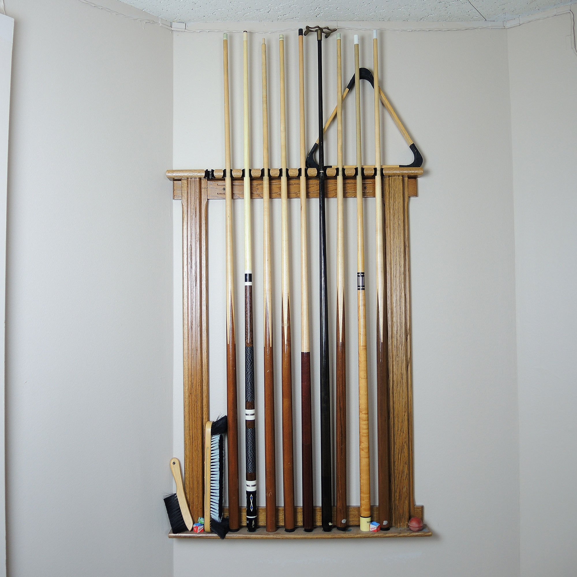 Dynamo-McIntire Billiard Table, Cue Stand, and Accessories