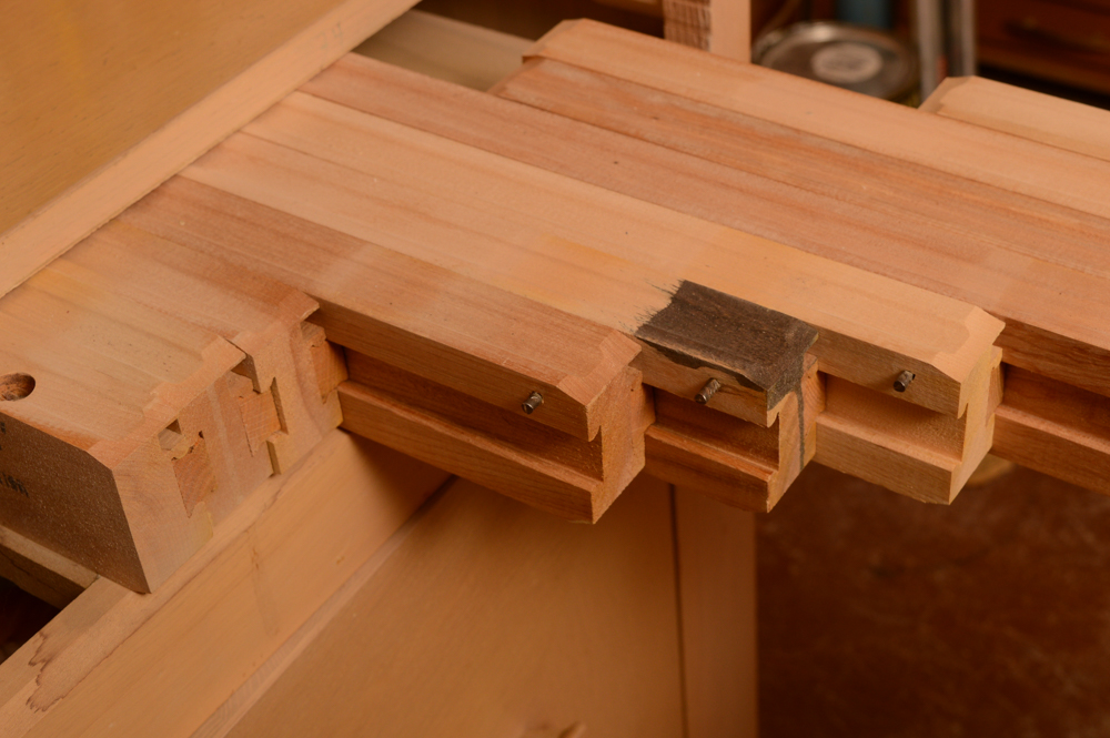 Vintage Telescoping Buffet Table by Saginaw Furniture