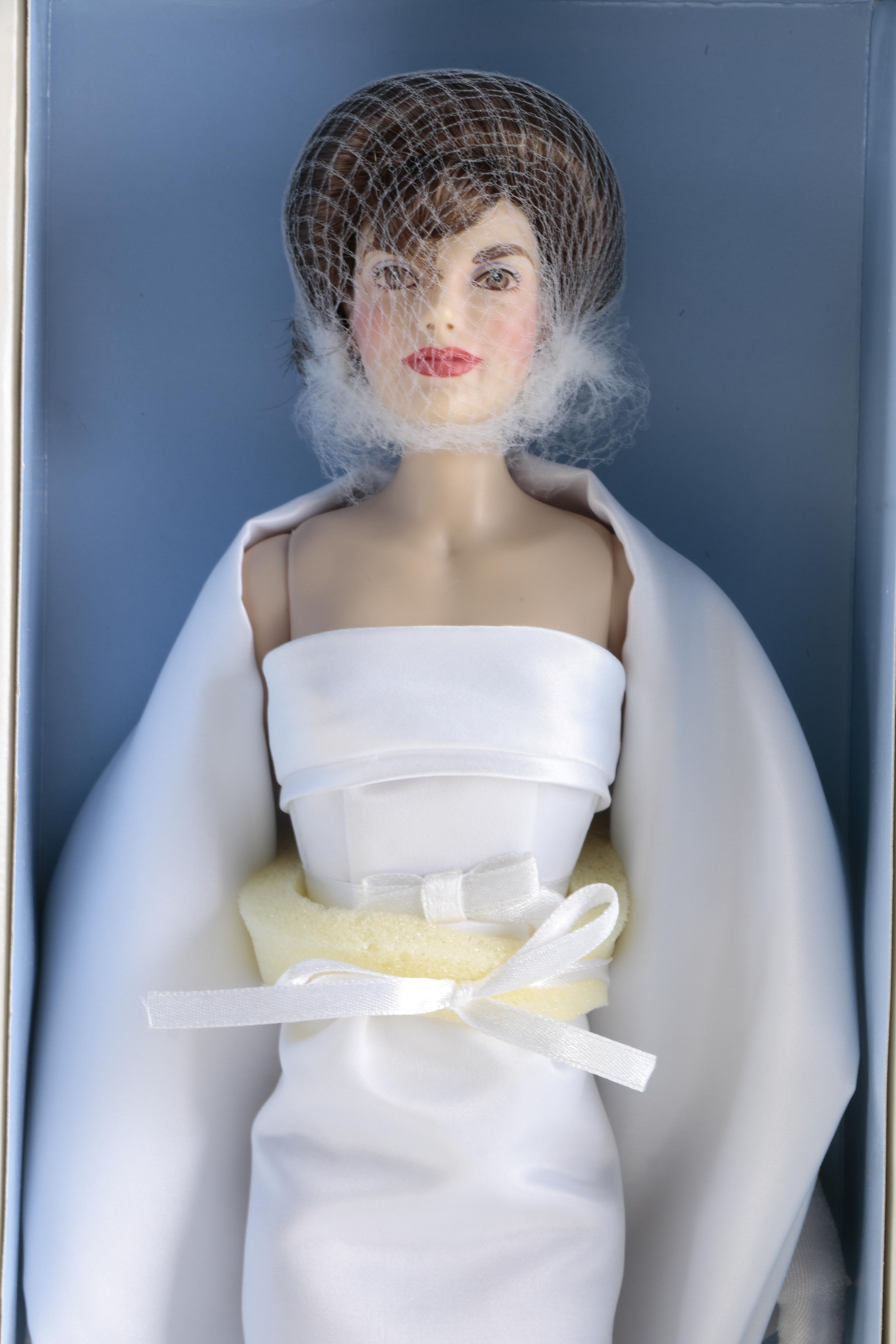 Franklin Mint "J.F.K." and "Jackie" Porcelain Dolls