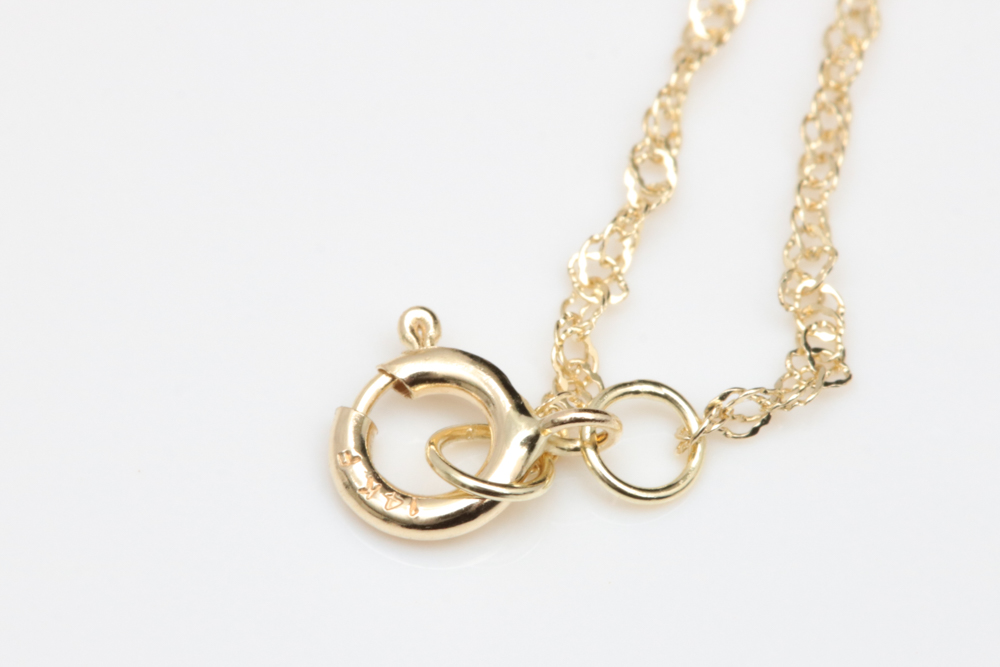 14K Yellow Gold and Tahitian Pearl Pendant with Chain