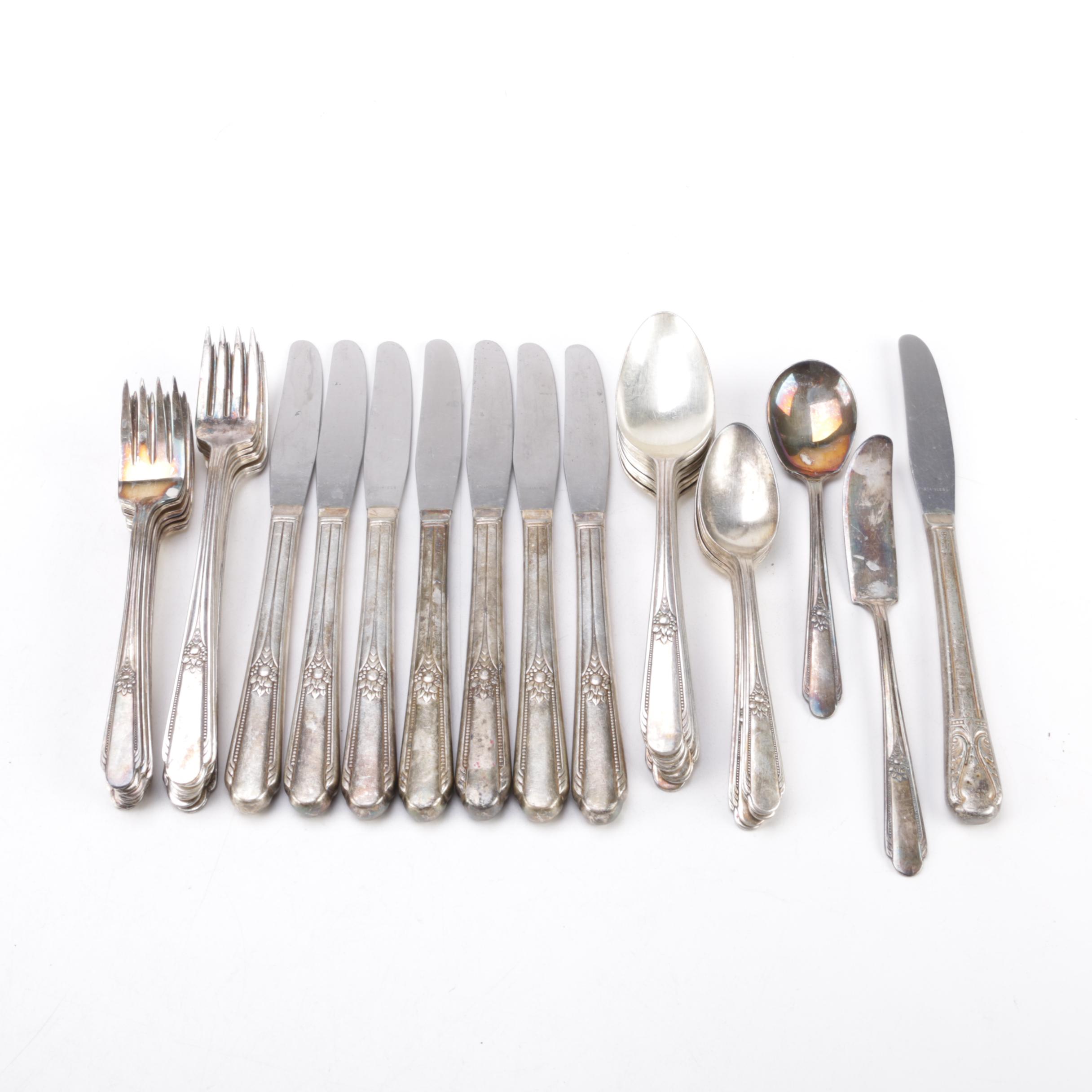 Wm Rogers "Memory: Hiawatha" Silver Plate Flatware