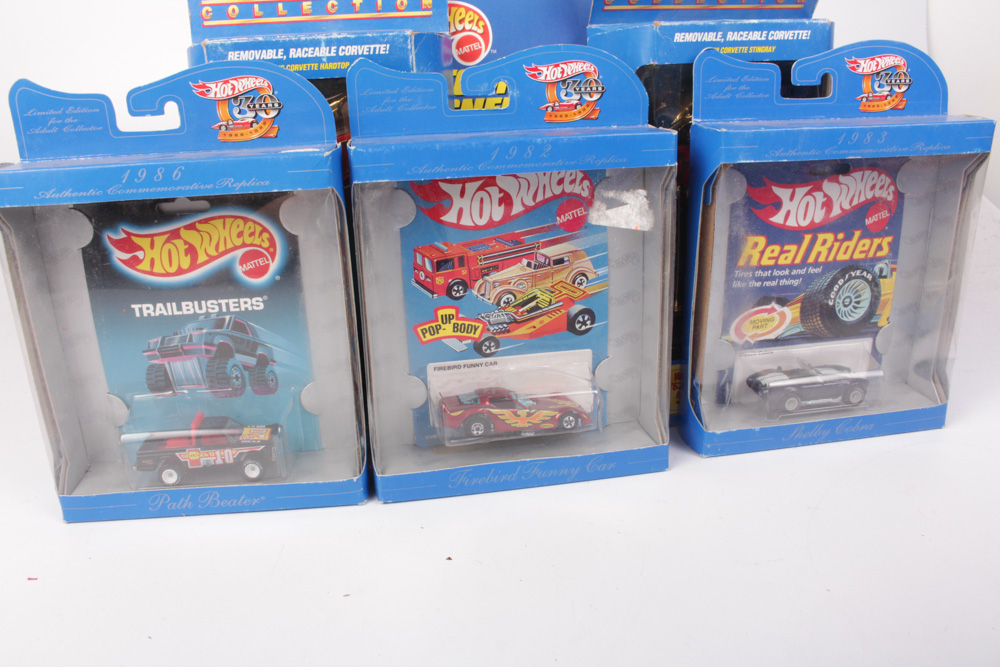 "Hot Wheels" Die Cast Collector Sets