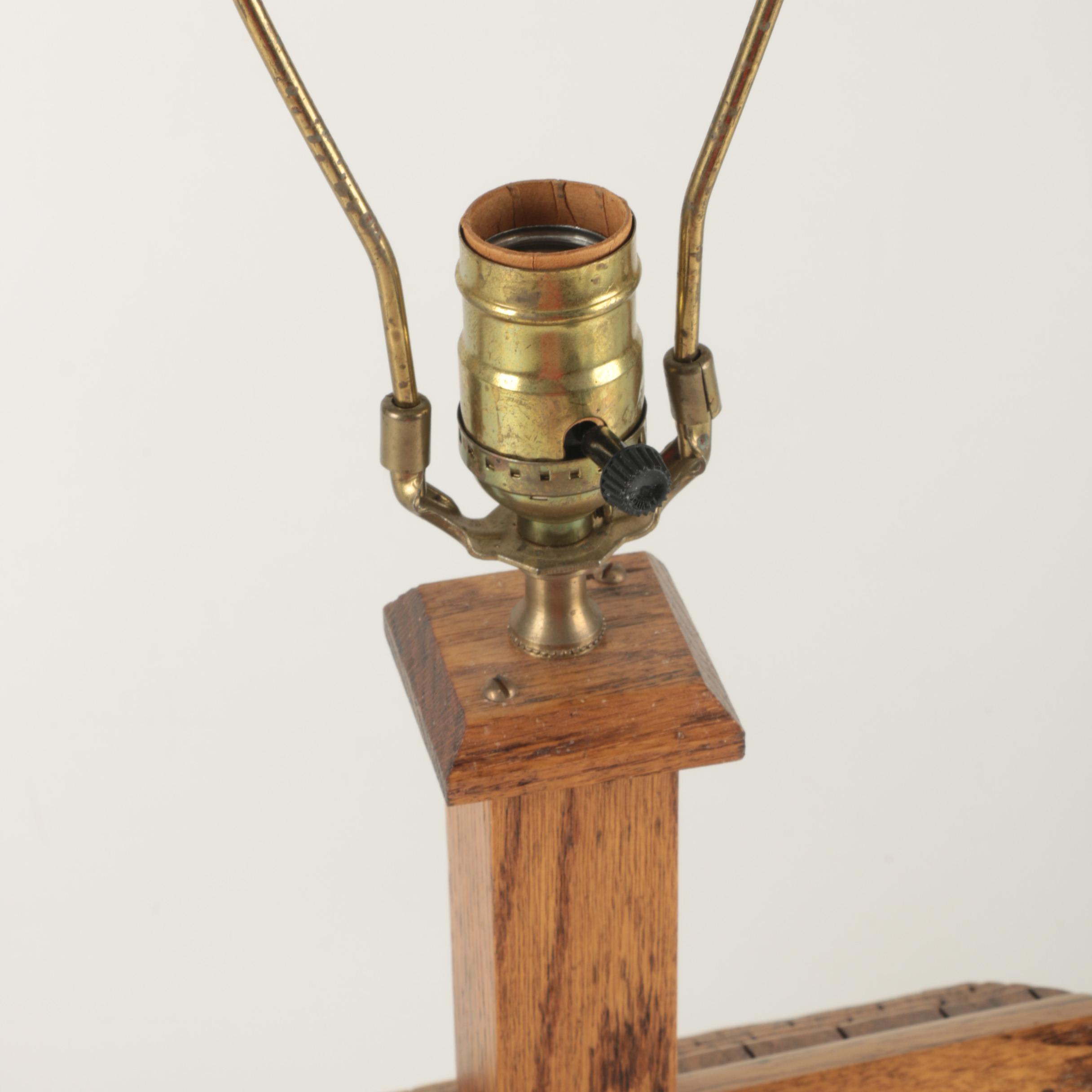 Wooden Log Cabin Table Lamp