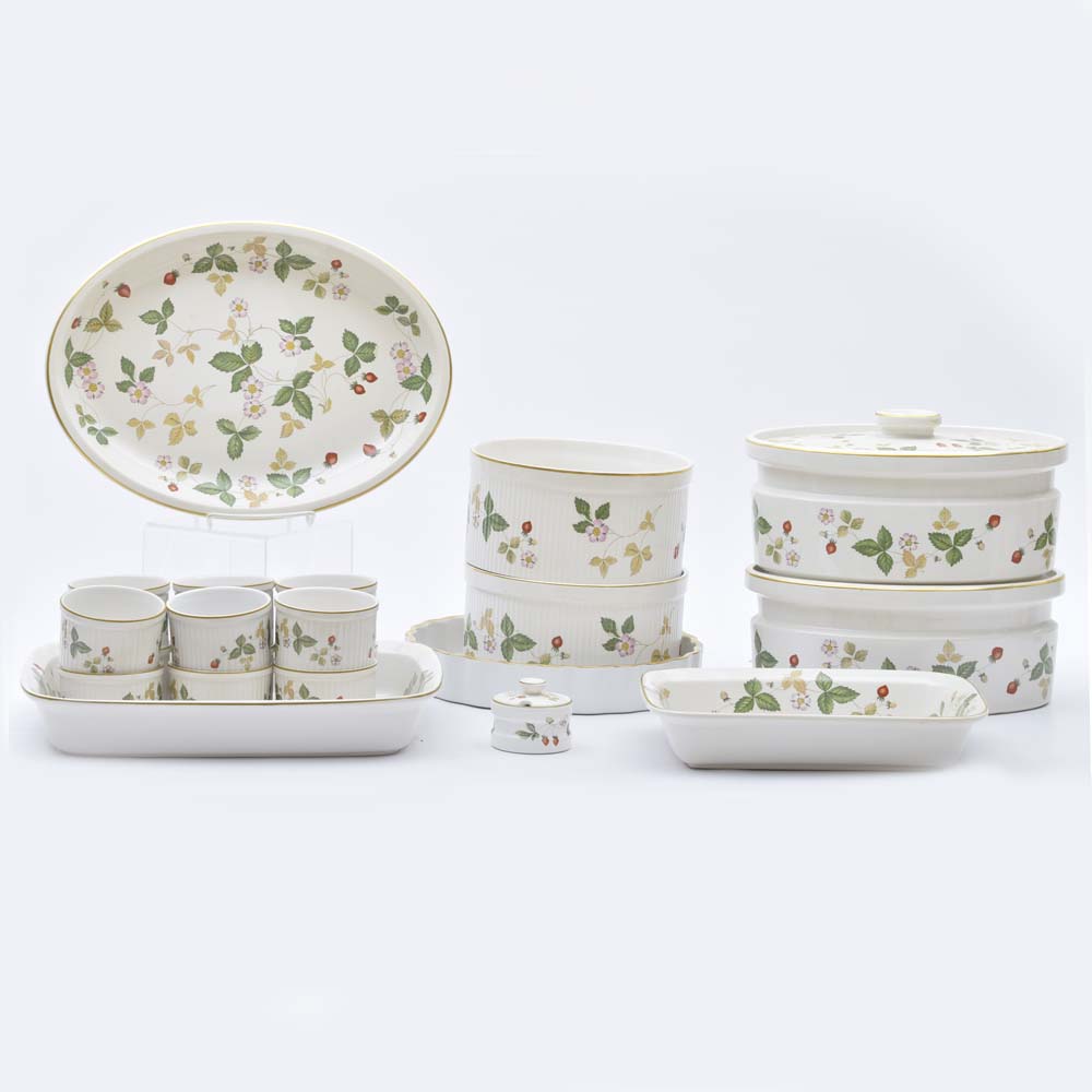 Wedgwood "Wild Strawberry" Oven to Table Bakeware