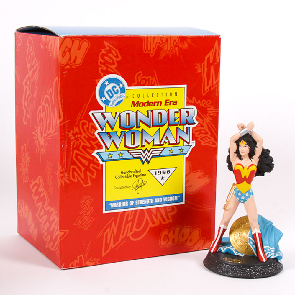 Hallmark 1996 "Wonder Woman" Figurine